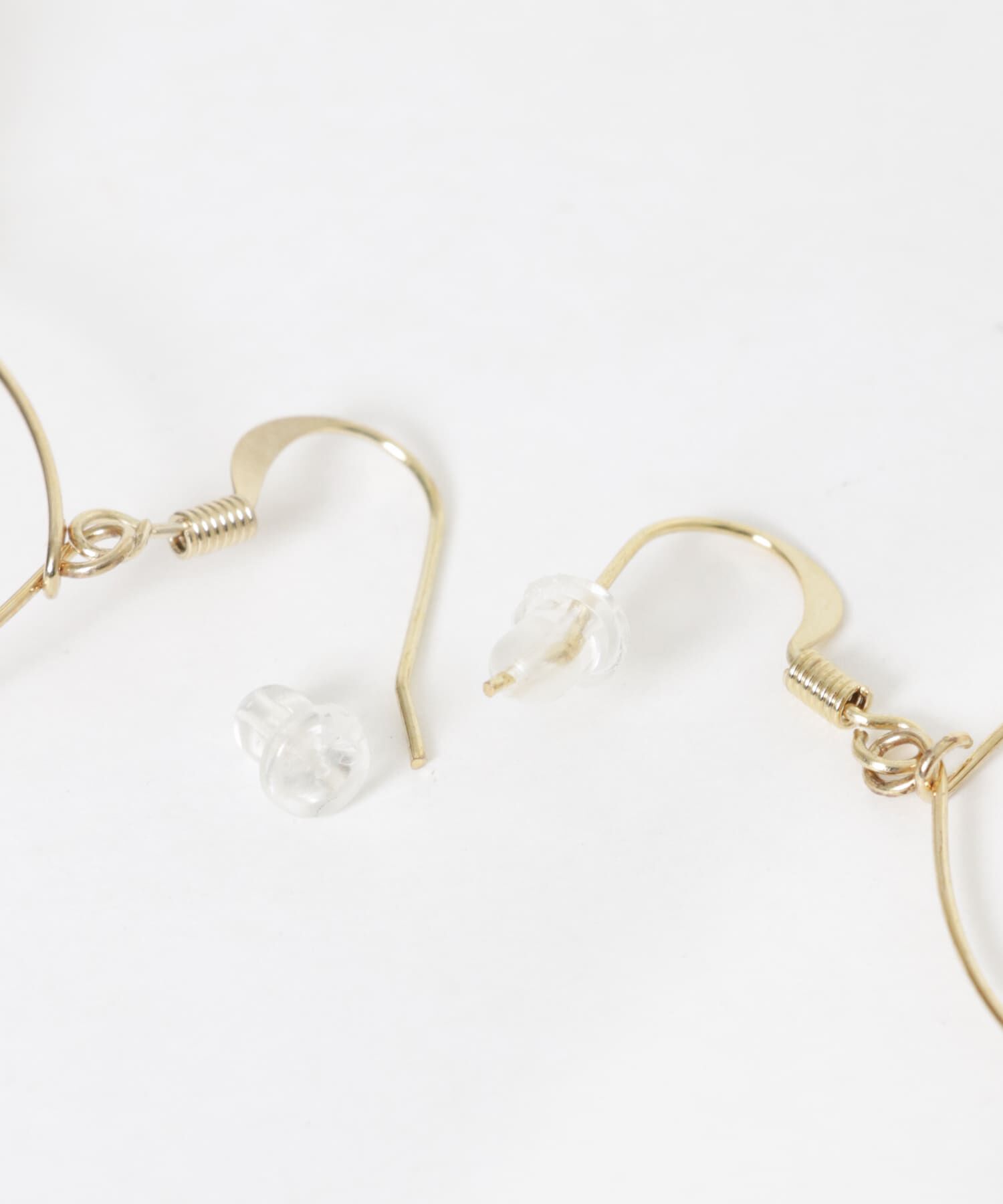 SMELLY「ヒモフリンジピアス」|ピアス|