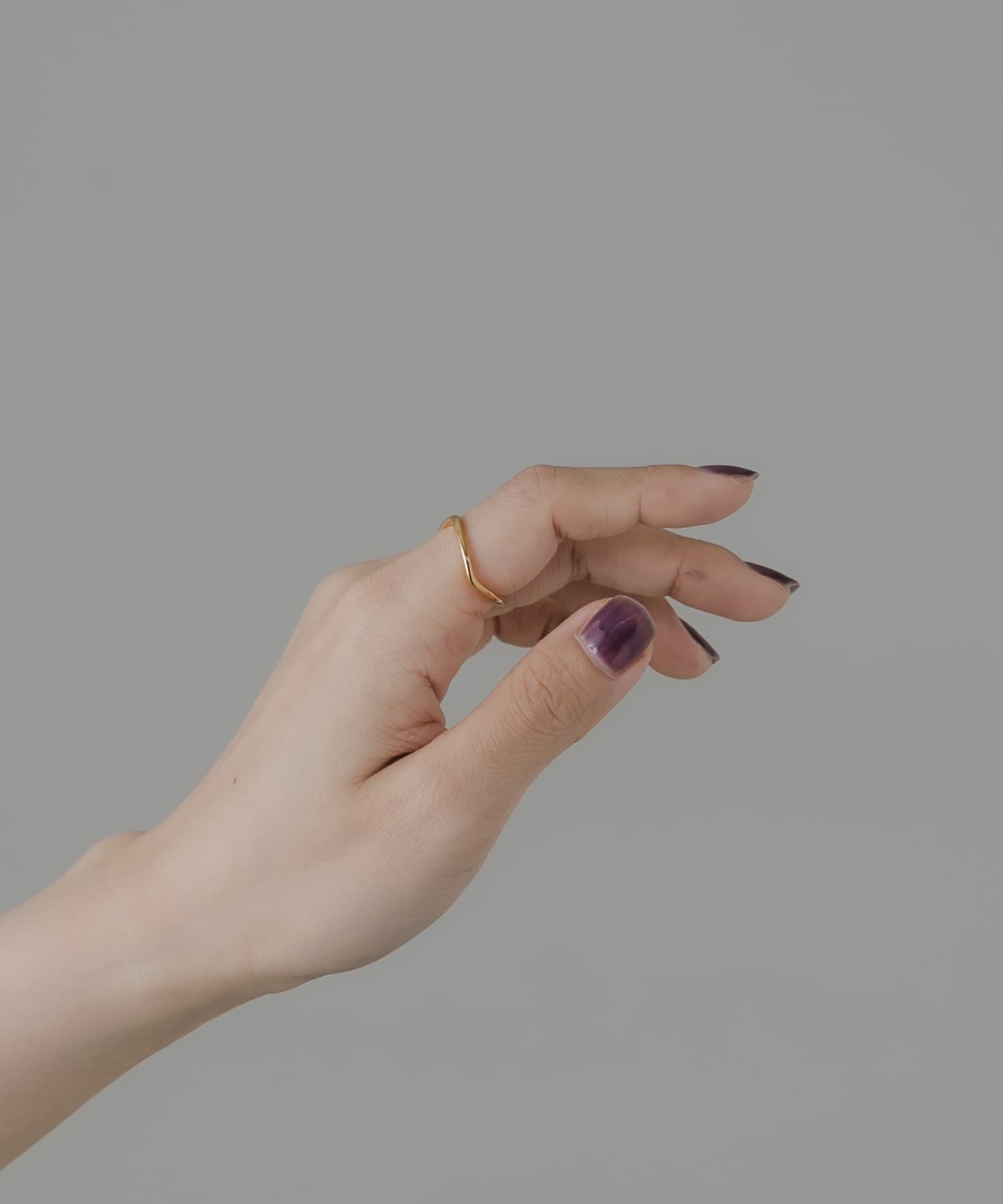 SMELLY「ステンレススィンニュアンスカーブリング」|リング|