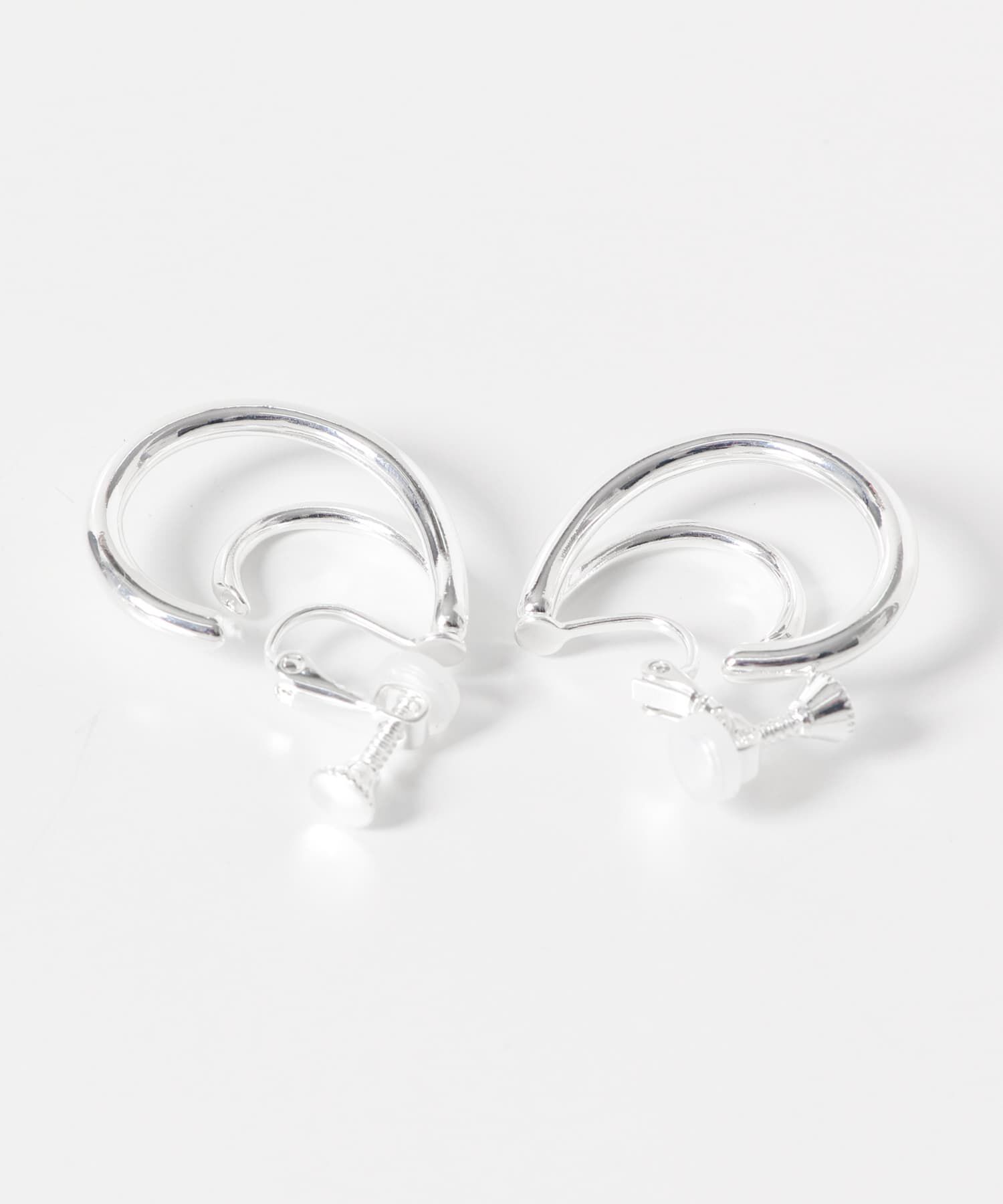 SMELLY「メタルラインダブルフープイヤリング」|イヤリング|