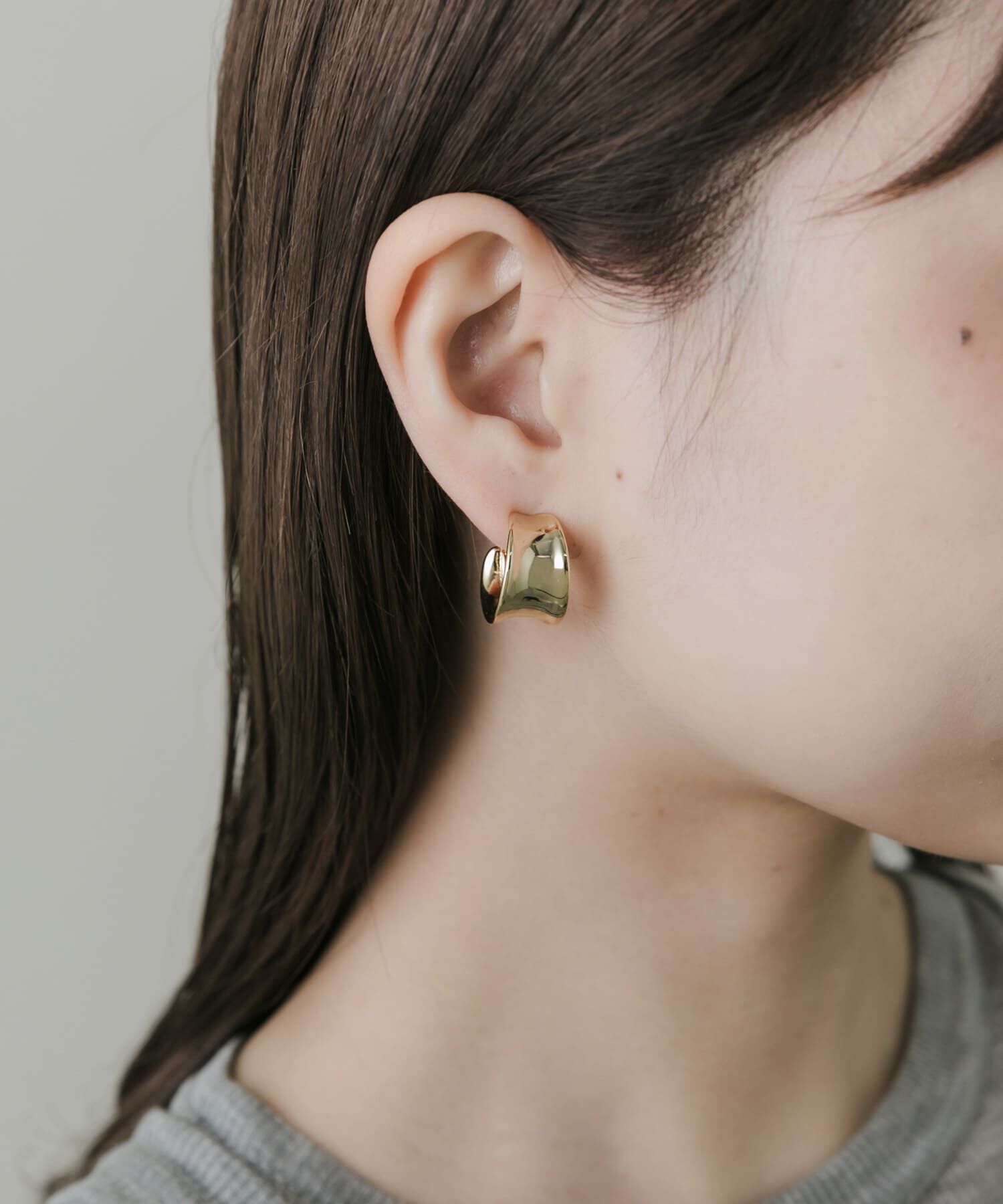 SMELLY「メタルワイドフープイヤリング」|イヤリング|