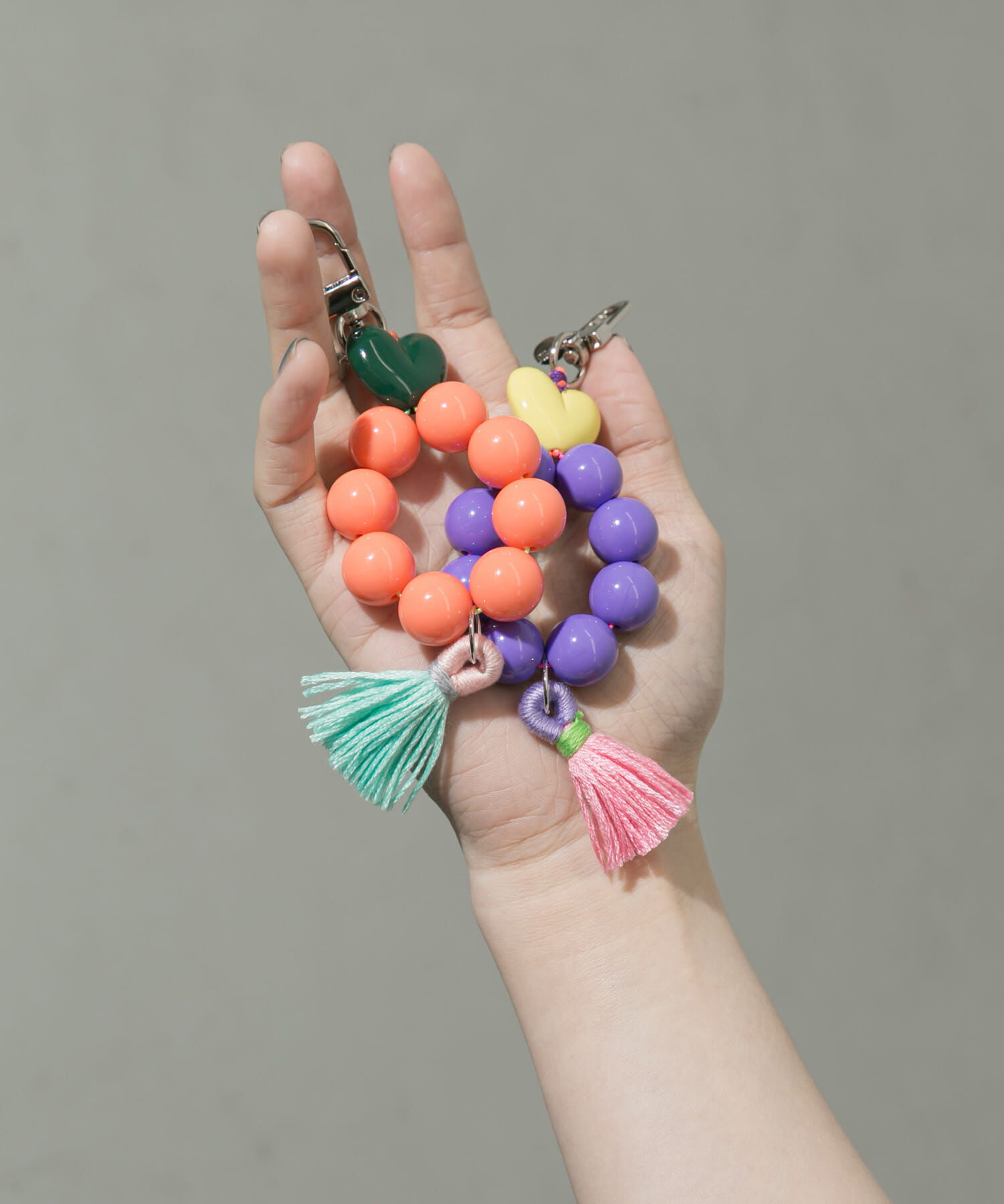 SMELLY「カラーボールタッセルキーチェーン」|チャーム・キーホルダー|