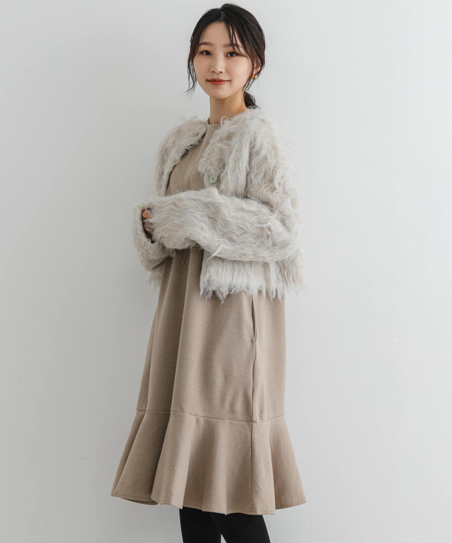 URBAN RESEARCH ROSSO「『40サイズ/高身長向けも展開』F by ROSSO　裾フレアワンピース」|ワンピース|