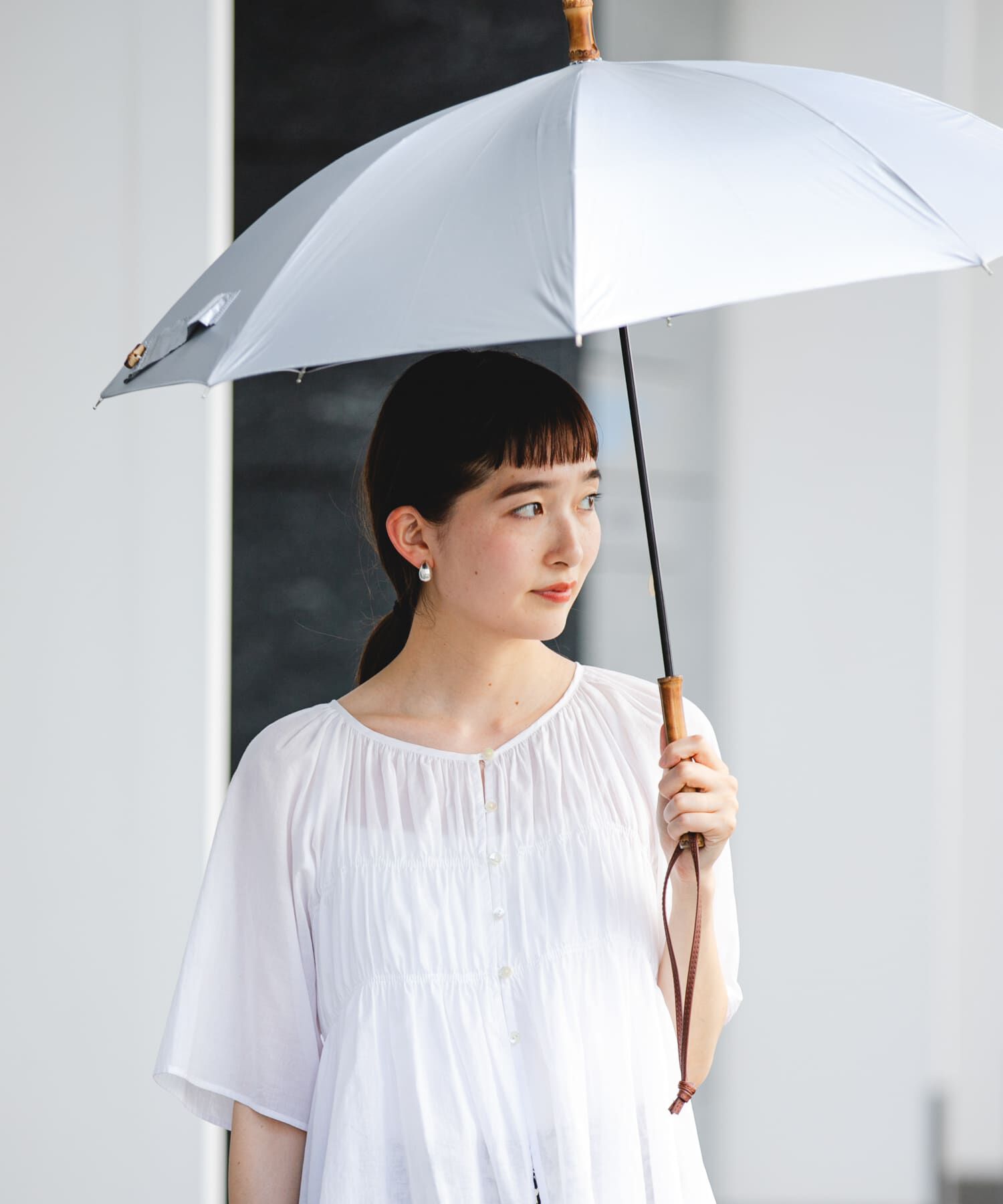 URBAN RESEARCH「晴雨兼用バンブーアンブレラ」|傘|シルバー