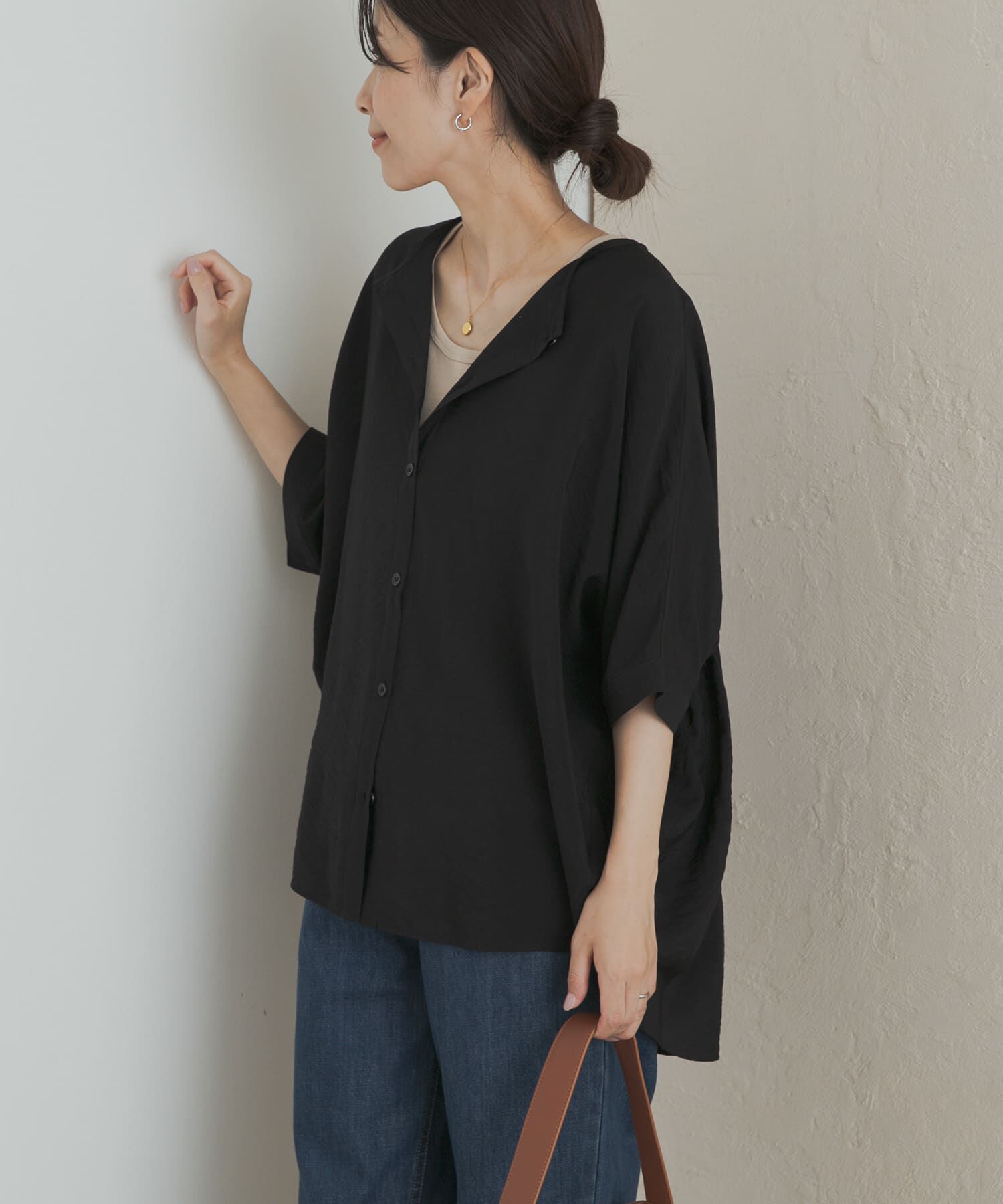 URBAN RESEARCH DOORS「バックシャーリングドルマンブラウス」|シャツ・ブラウス|