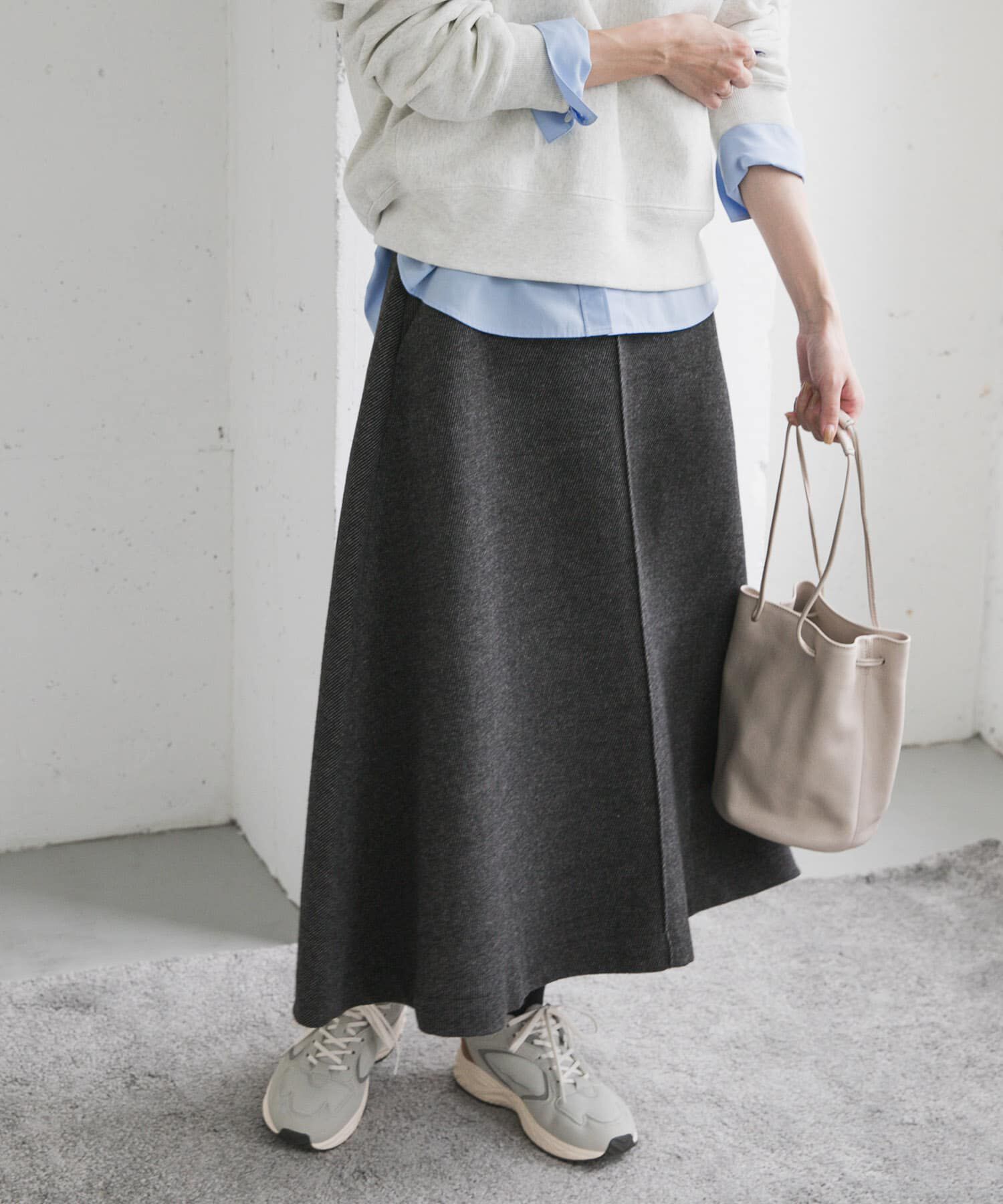 仁村紗和さん着用』『UR TECH』完声/暖フレアスカート（URBAN RESEARCH