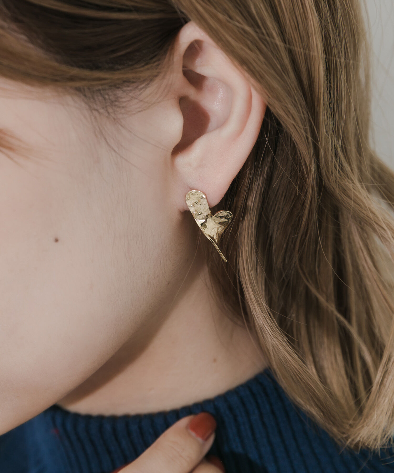 SMELLY「ツイストハートピアス」|ピアス|