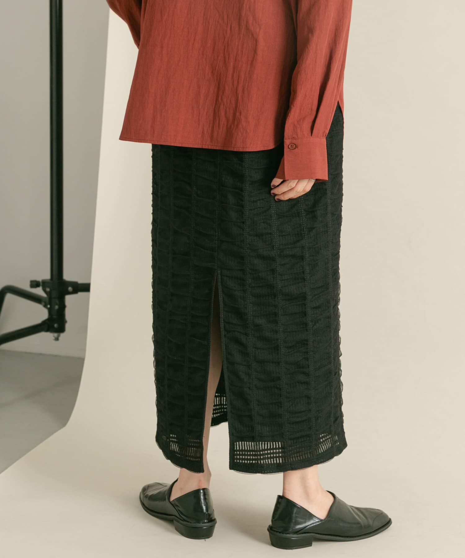  「シャーリングIラインスカート」|スカート|