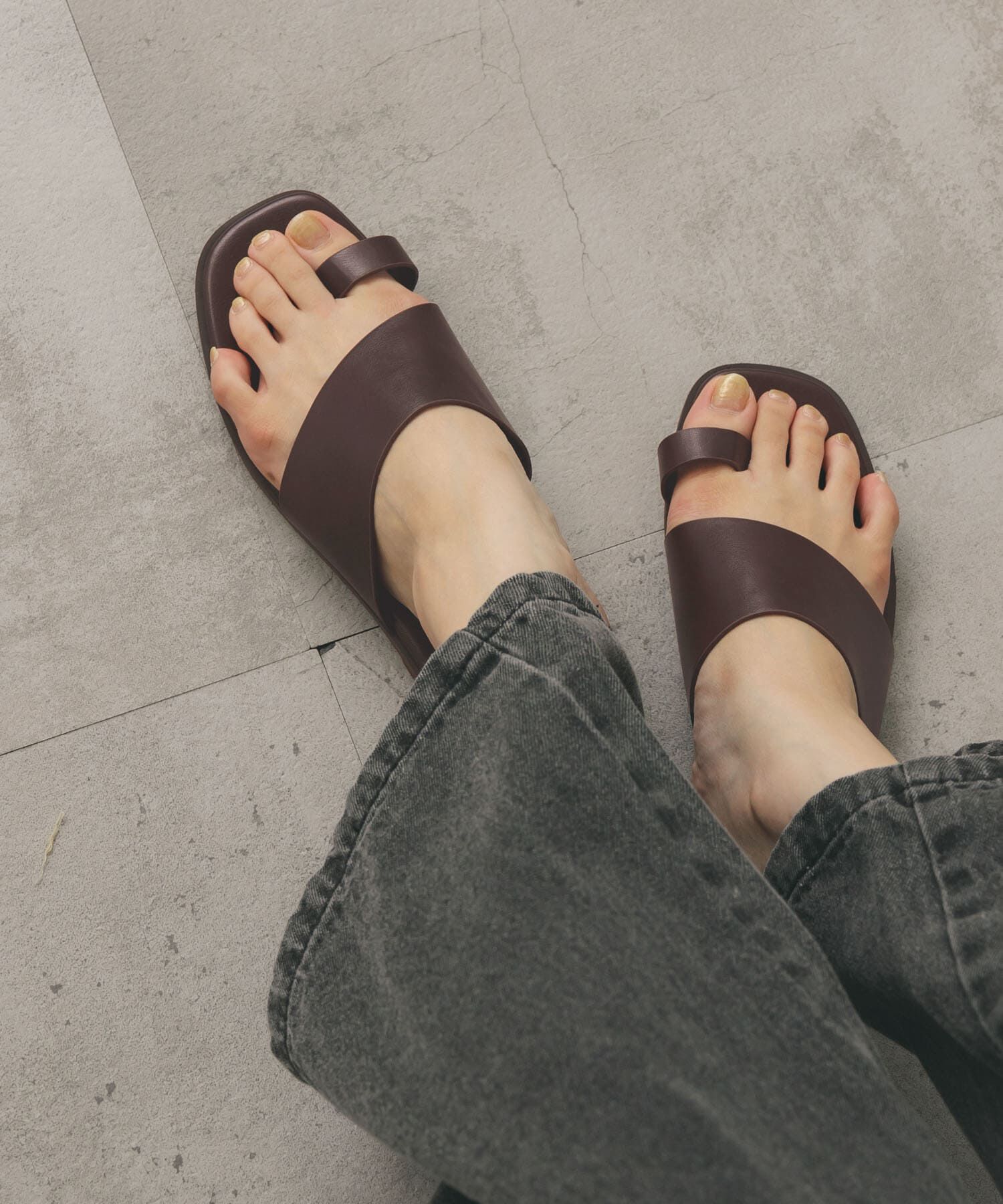  「シティトングサンダル」|サンダル|バーガンディー