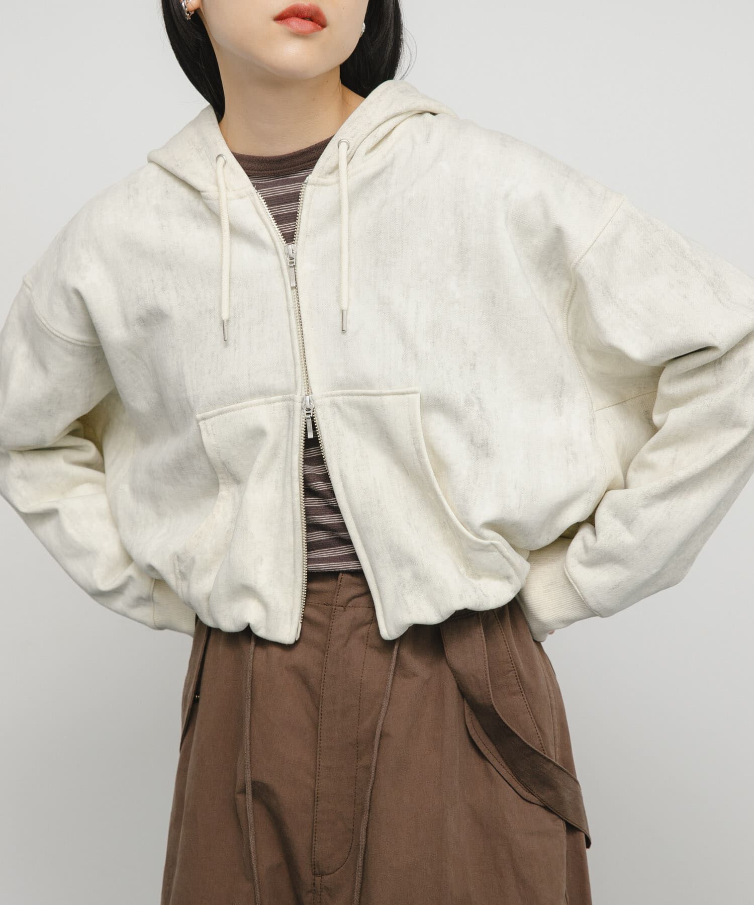  「フロントZIPショートフーディー」|パーカー|アイボリー