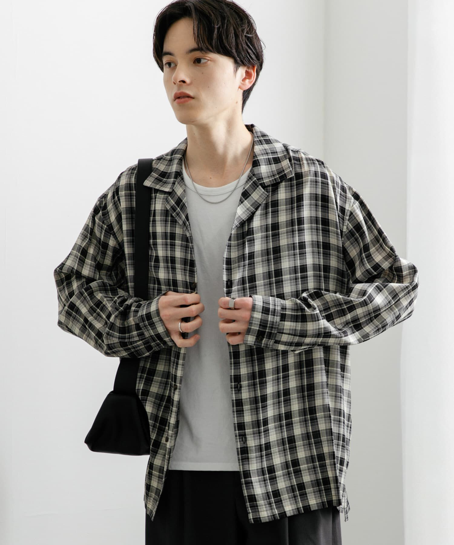 SENSE OF PLACE by URBAN RESEARCH「『ユニセックス』シアーチェックオープンカラーロングスリーブシャツ」|シャツ・ブラウス|ブラック