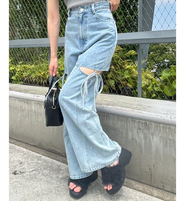 MAJESTICLEGON「サイドスリットビジューデニムパンツ」|デニム|