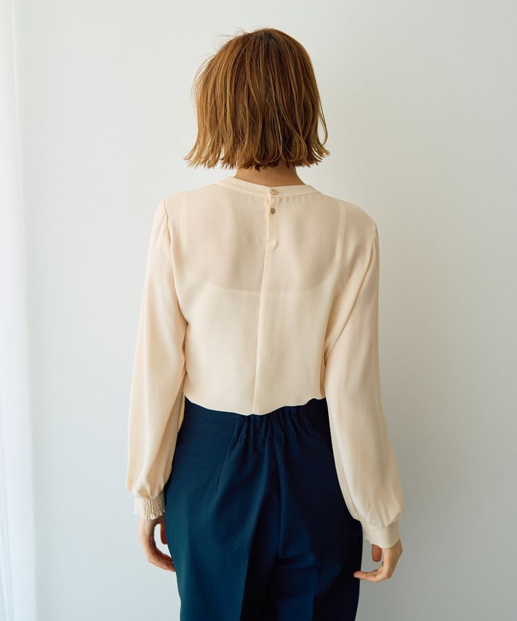 YECCA VECCA「パールブローチ付きボウタイブラウス」|シャツ・ブラウス|