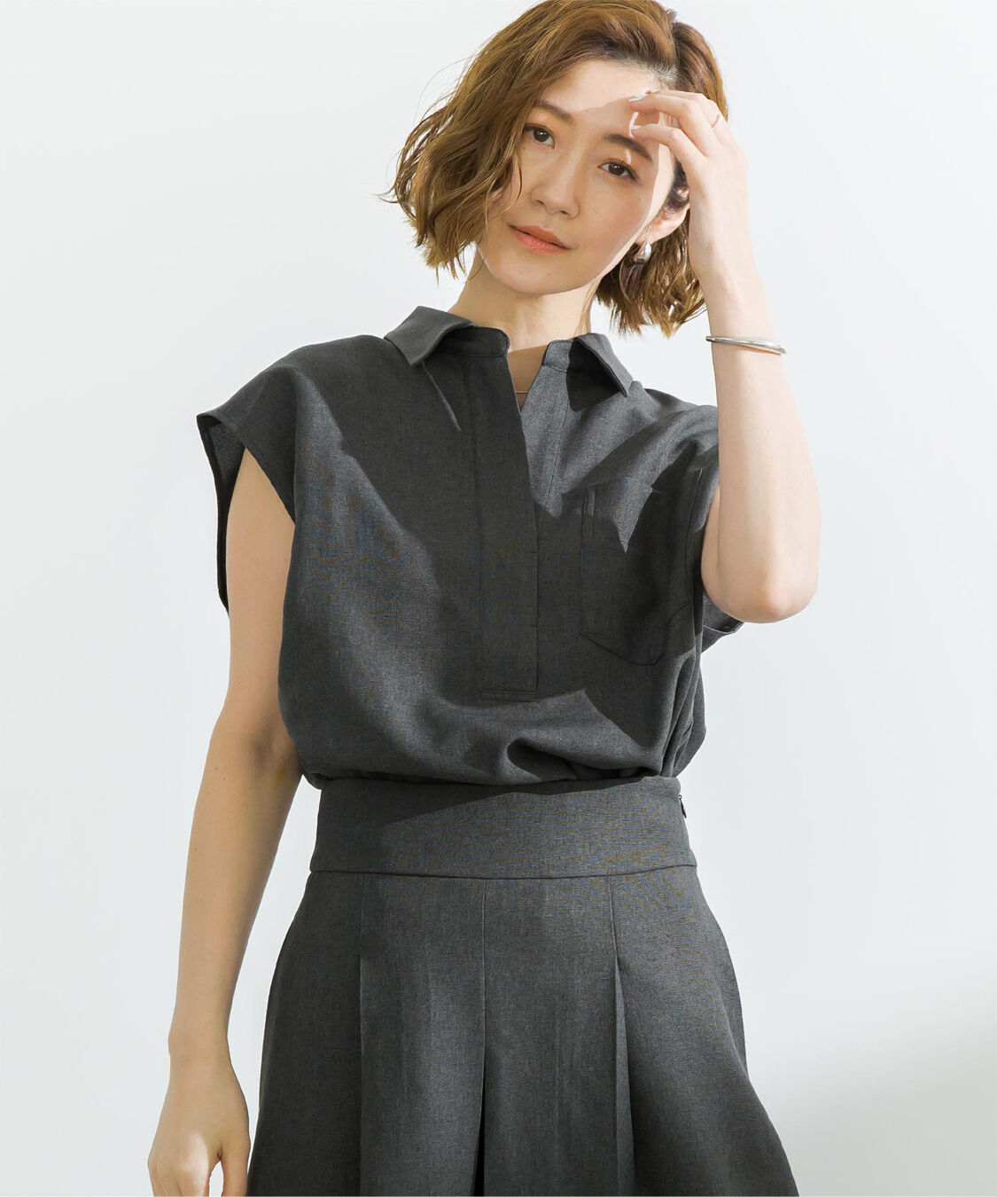 ur's「リネンライクフレンチスリーブスキッパーブラウス」|シャツ・ブラウス|ダークグレー