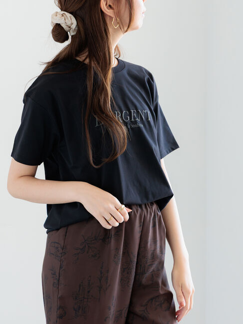 Te chichi「発泡ロゴプリントTシャツ」|Tシャツ・カットソー|ブラック