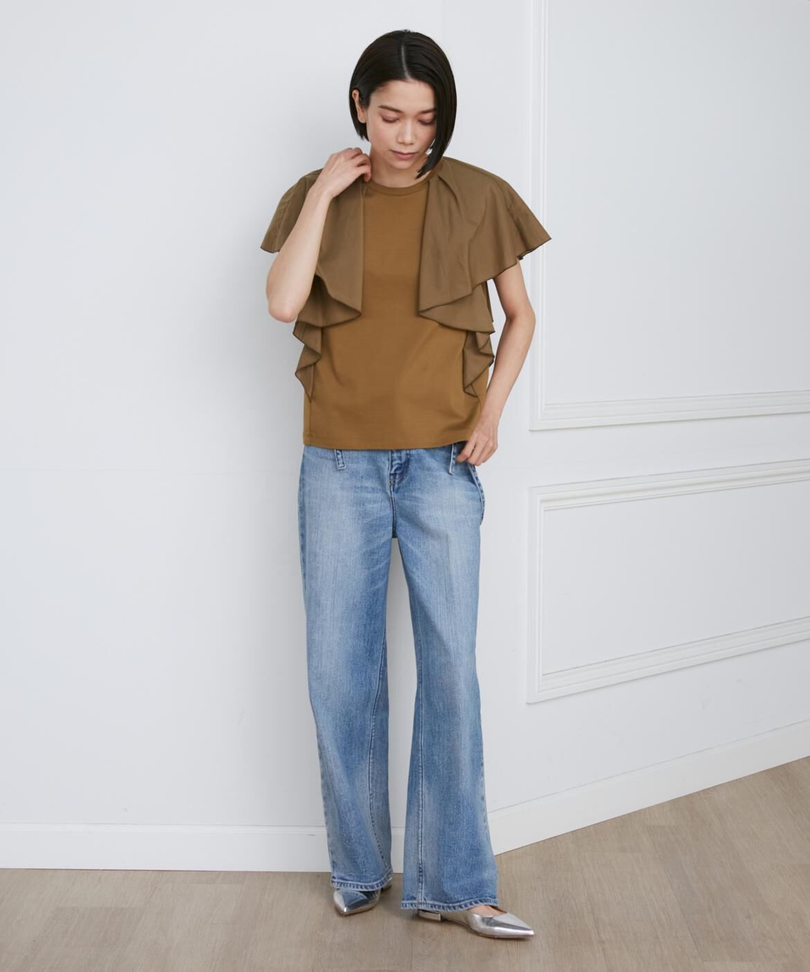 INED「《大きいサイズ》異素材ラッフルスリーブカットソー」|Tシャツ・カットソー|