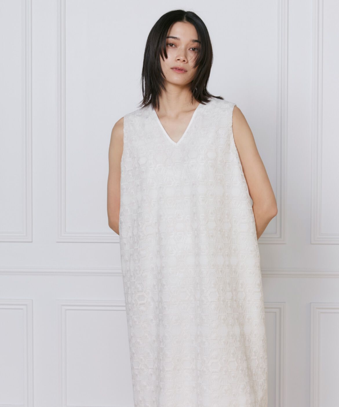 INED「幾何学柄レースドレス」|ワンピース|