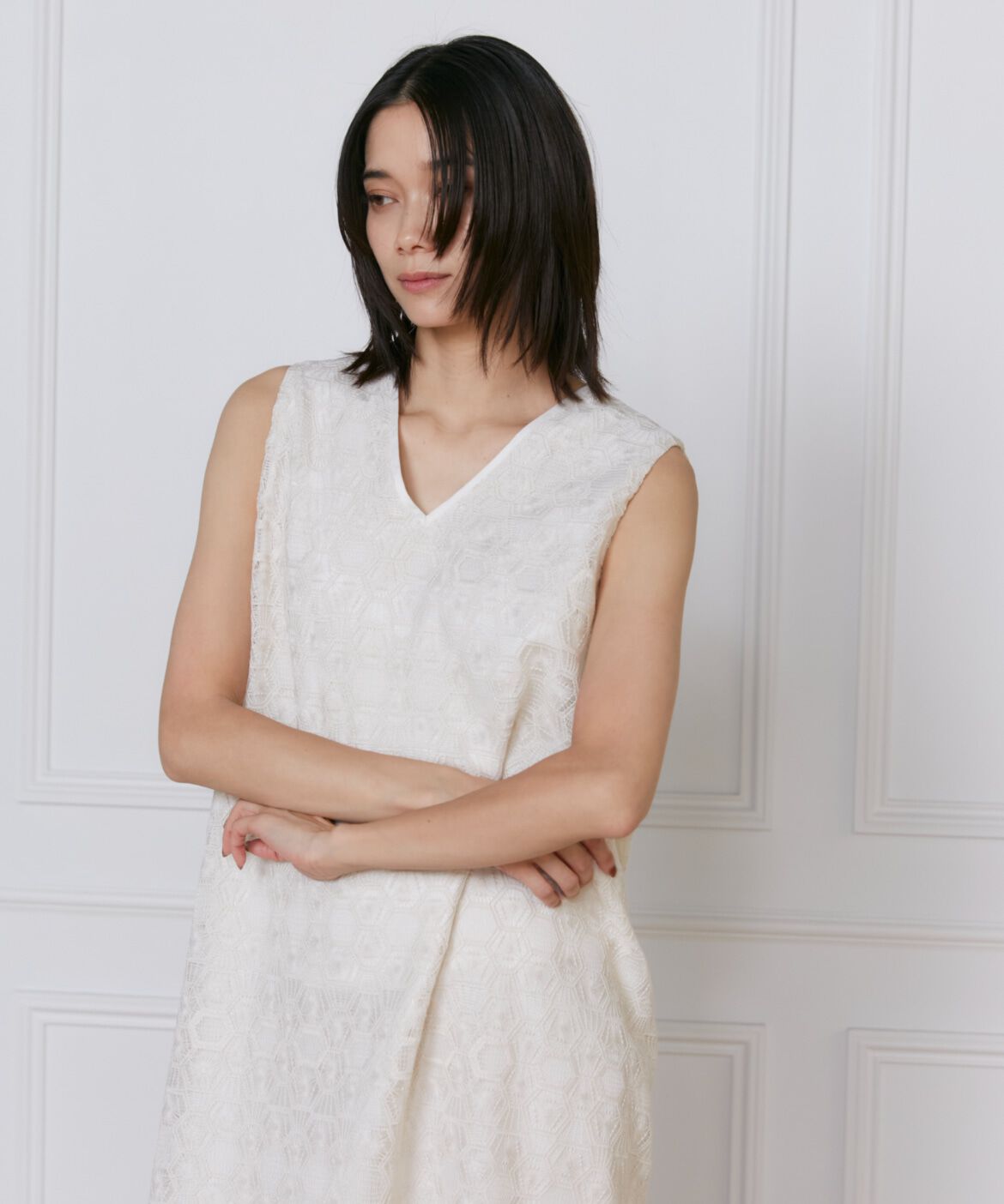 INED「幾何学柄レースドレス」|ワンピース|