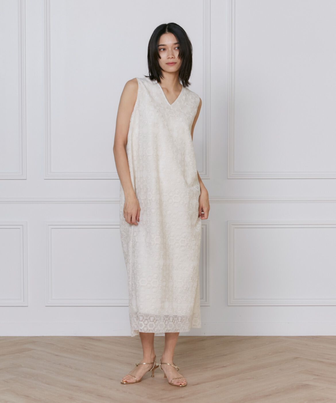 INED「幾何学柄レースドレス」|ワンピース|