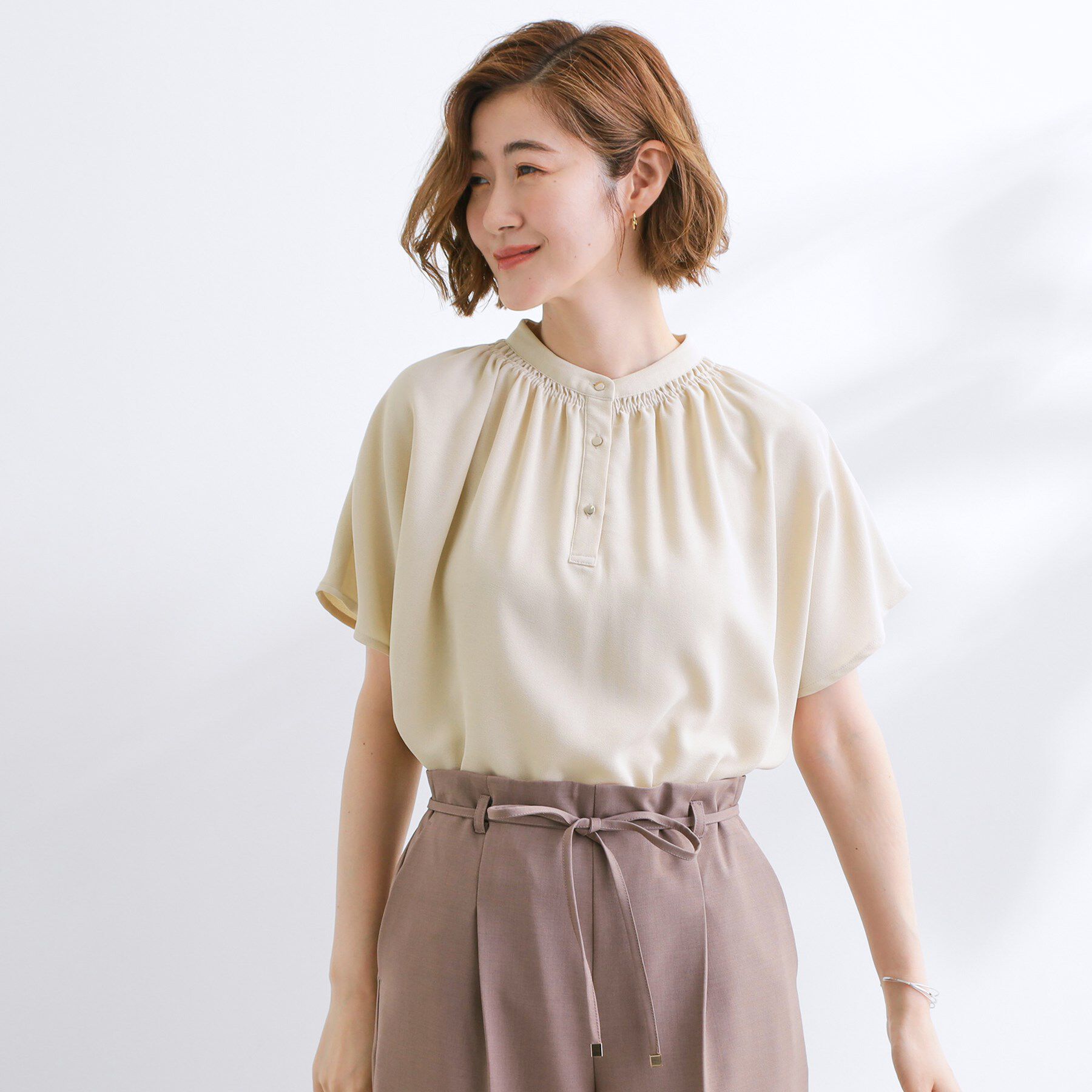 grove「【さらりと着られる/二の腕カバー】多機能ドルマンスリーブブラウス」|シャツ・ブラウス|