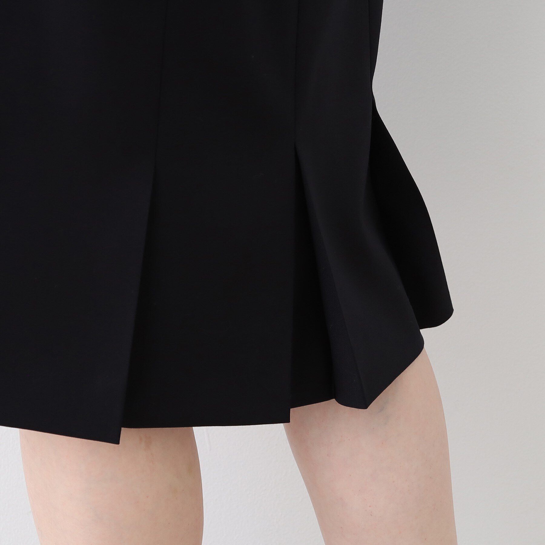 INDIVI「【日本製／インポート素材】ウールストレッチ ストレートスカート」|スーツ|