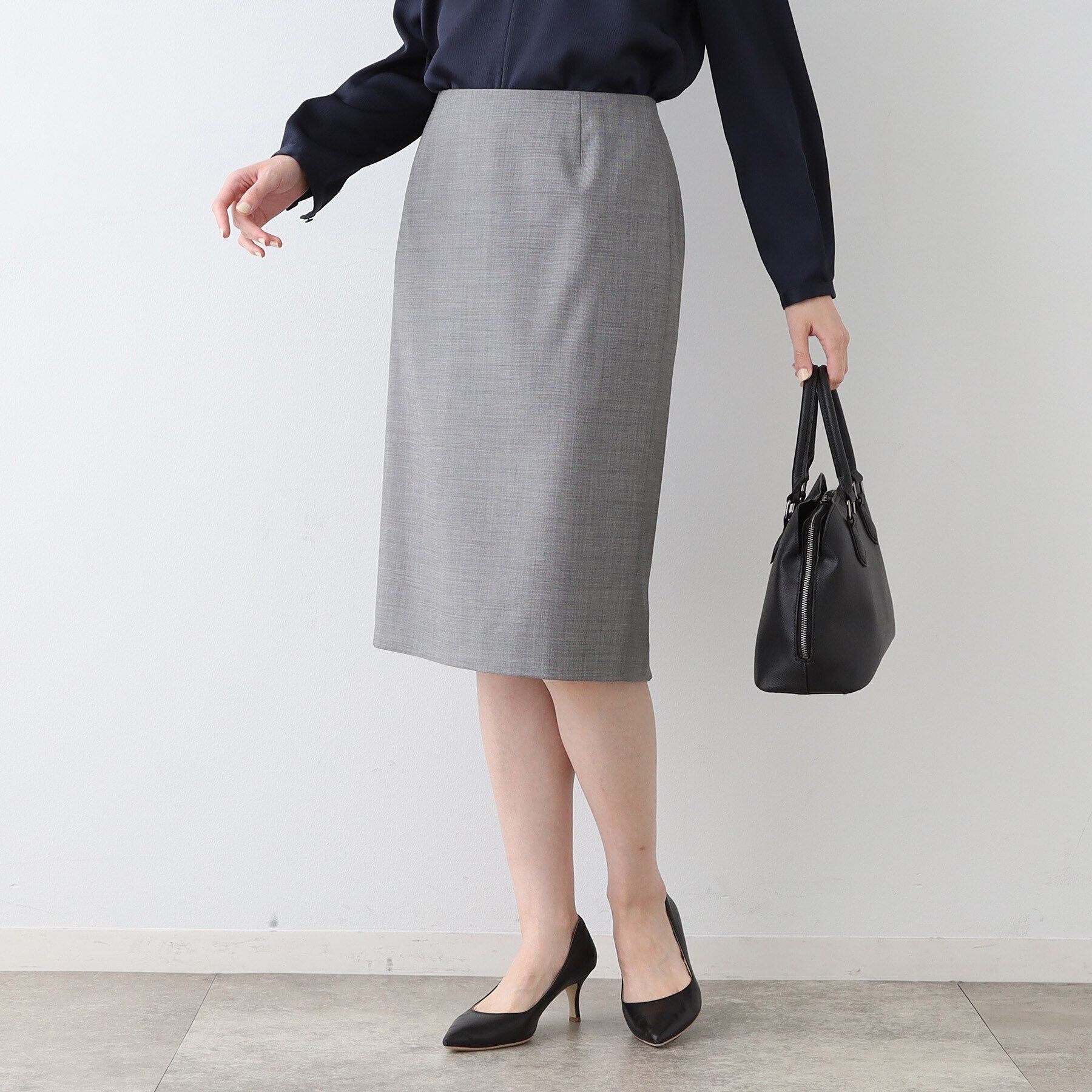 INDIVI「【日本製／インポート素材】ウールストレッチ ストレートスカート」|スーツ|グレー(912)