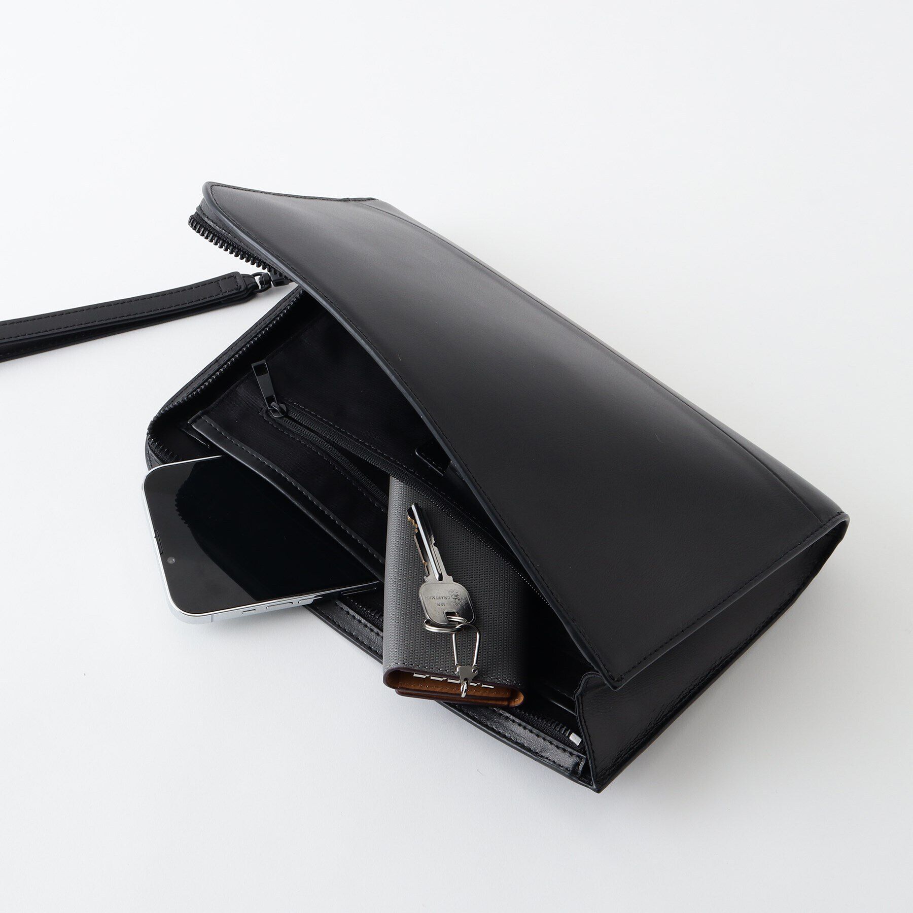 tk.TAKEO KIKUCHI「【冠婚葬祭OK】リアルレザークラッチバッグ」|クラッチバッグ|