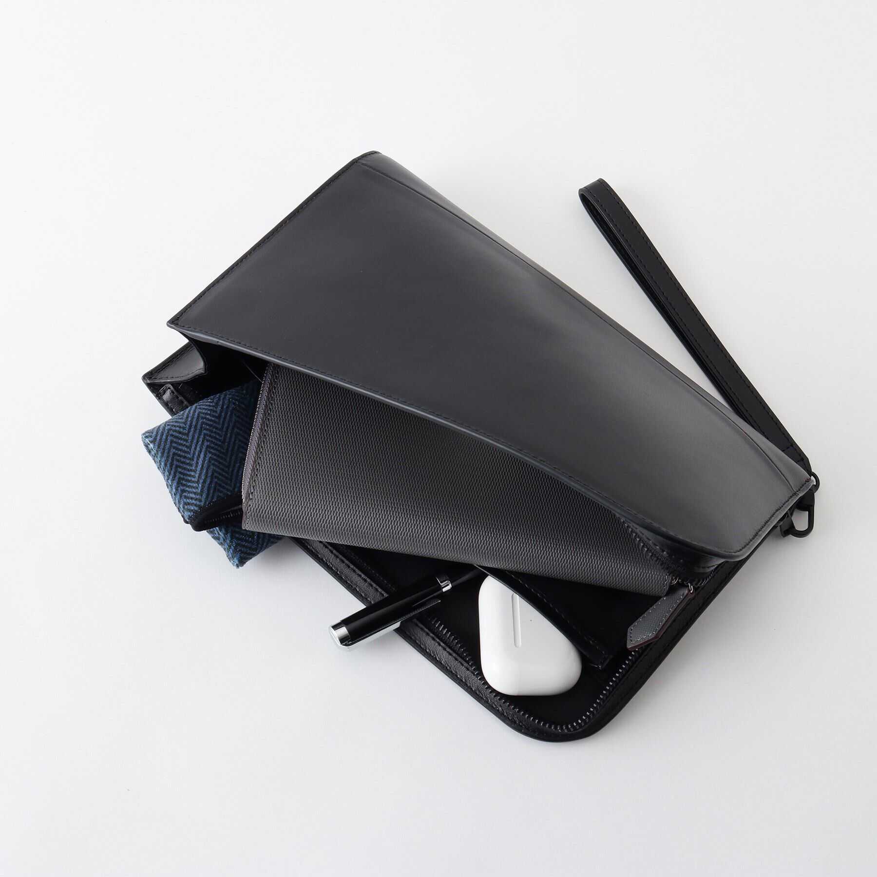 tk.TAKEO KIKUCHI「【冠婚葬祭OK】リアルレザークラッチバッグ」|クラッチバッグ|