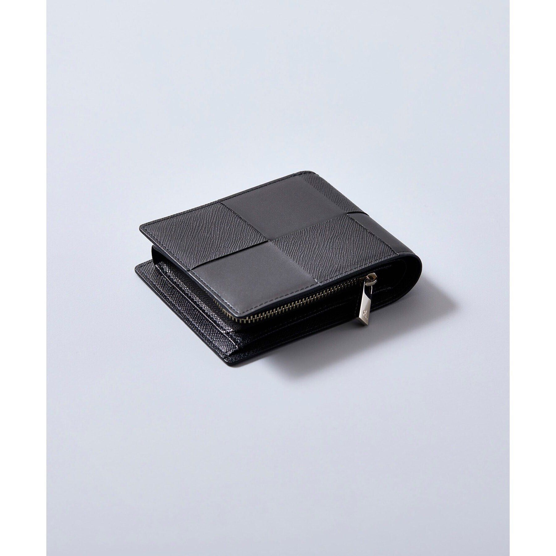 tk.TAKEO KIKUCHI「イントレ二つ折り財布」|財布|ブラック(519)