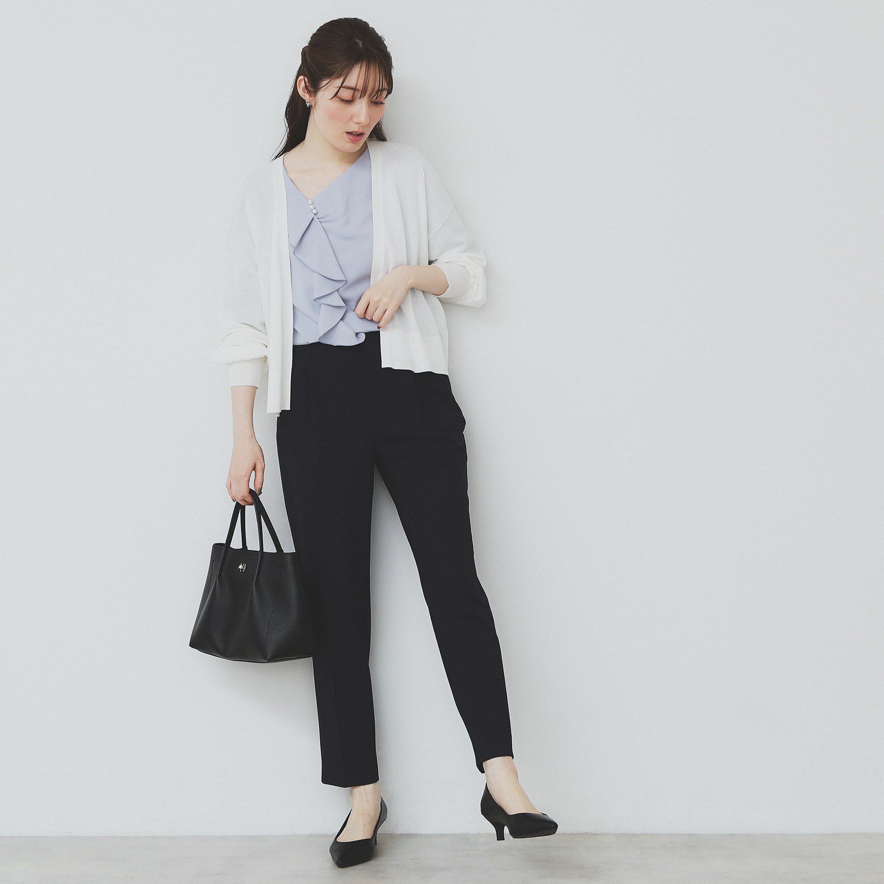 index「《6色展開》リラクシーショートカーディガン【洗濯機洗い可/接触冷感/抗ピル】」|カーディガン|