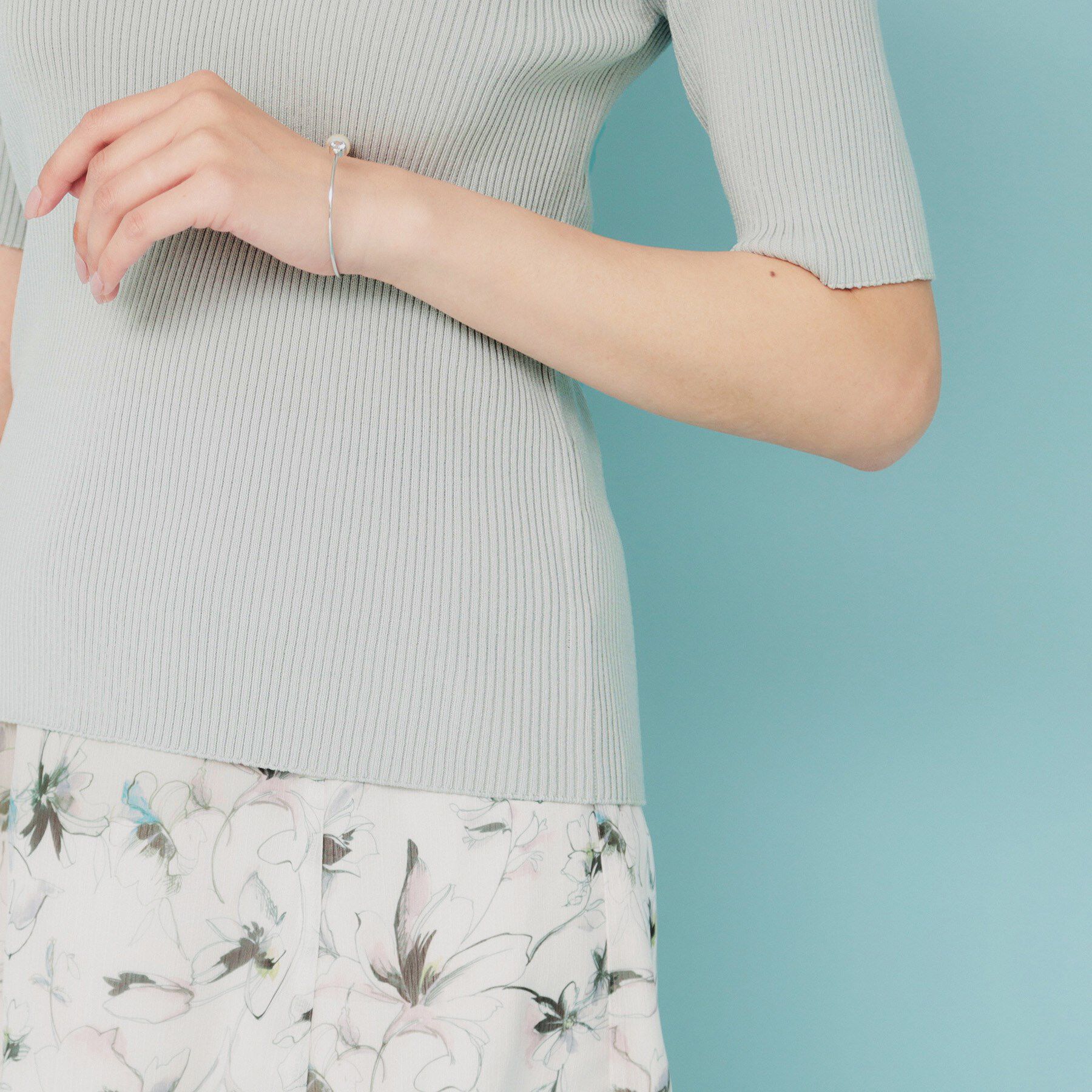 index「シアーラメフリルニット【洗濯機洗い可】」|ニット・セーター|