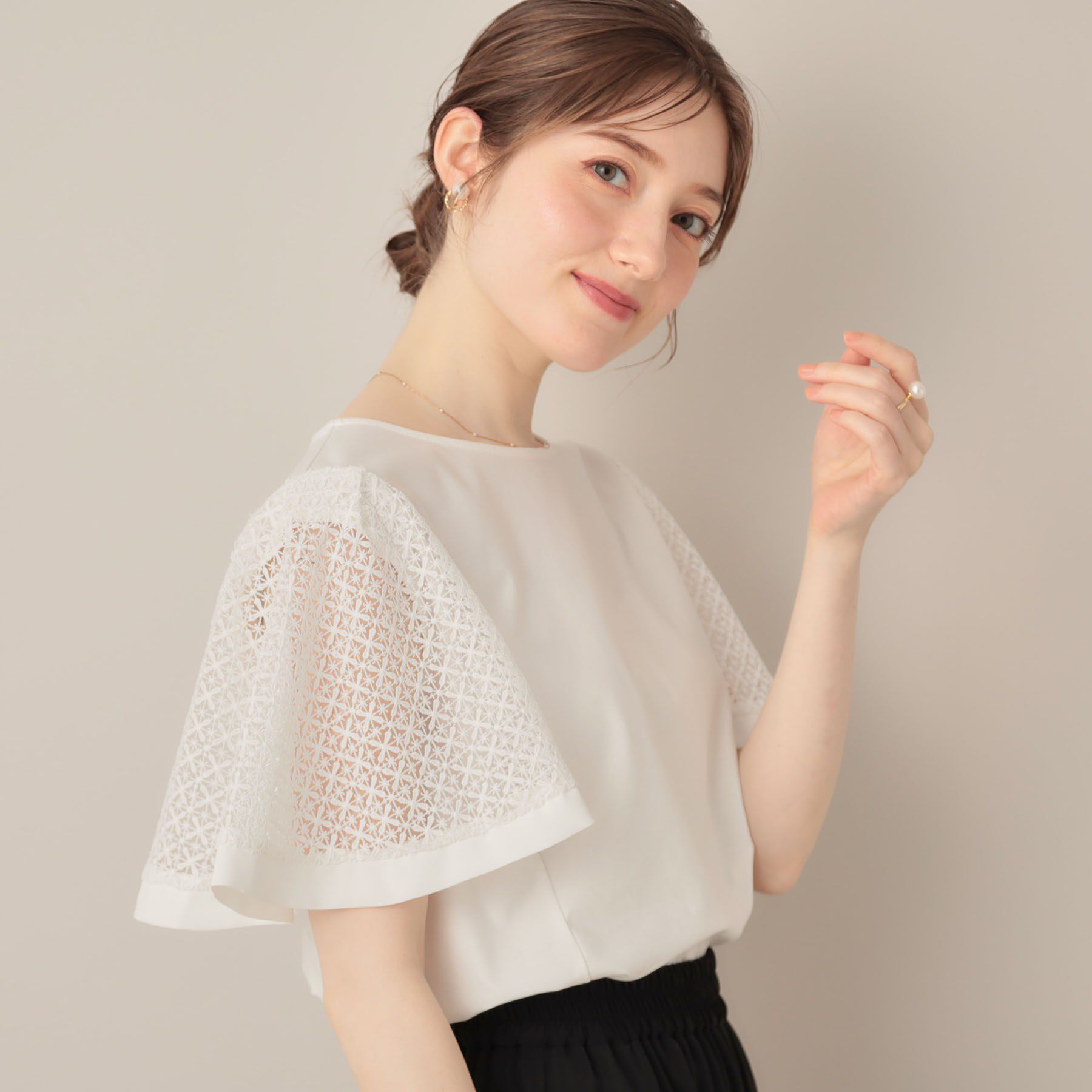 Couture broach「【接触冷感・5分袖】ケミカルレースフレアスリーブトップス」|Tシャツ・カットソー|