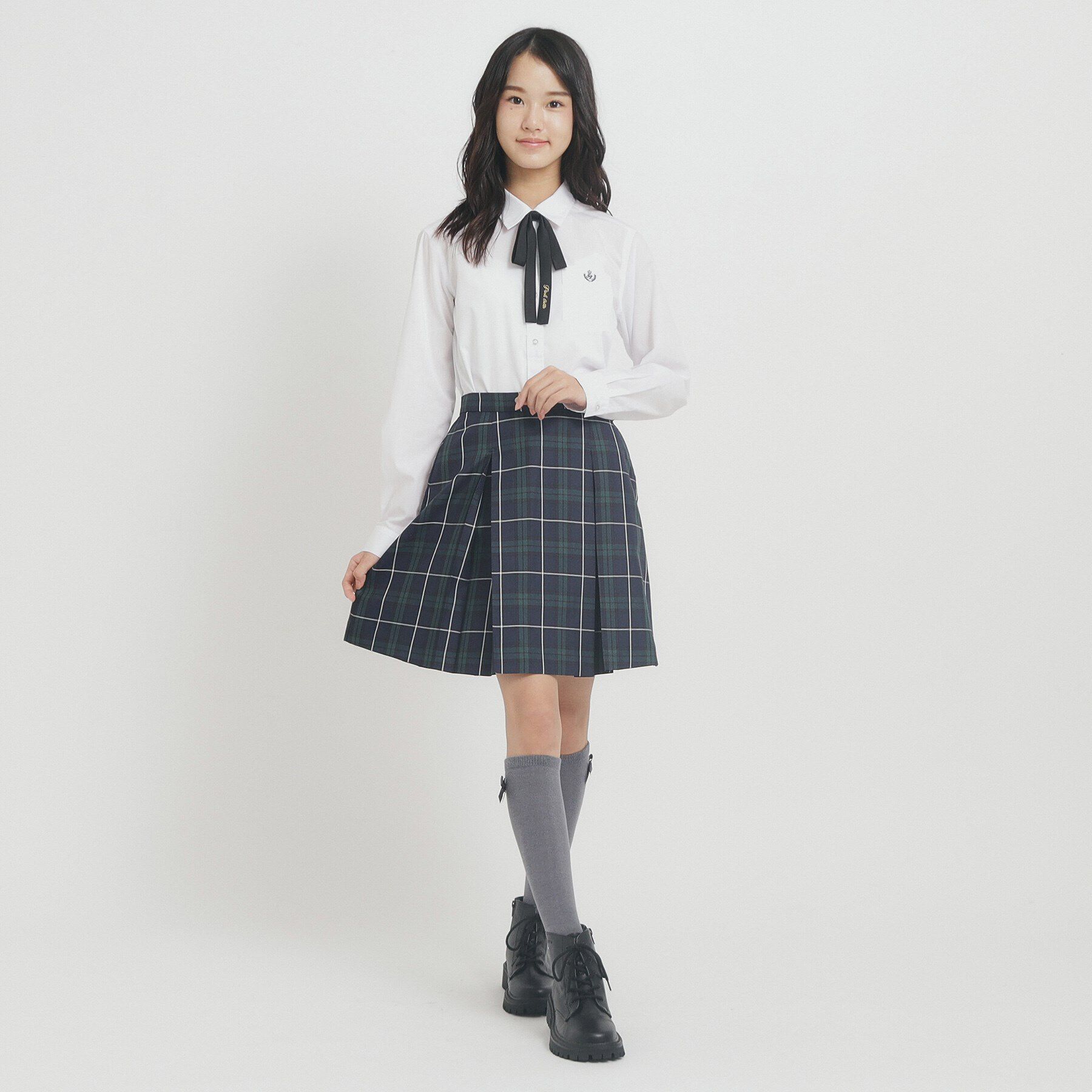 PINK-latte「【オケージョン・フォーマル】ベーシック ワンポイント刺繍シャツ」|シャツ・ブラウス|