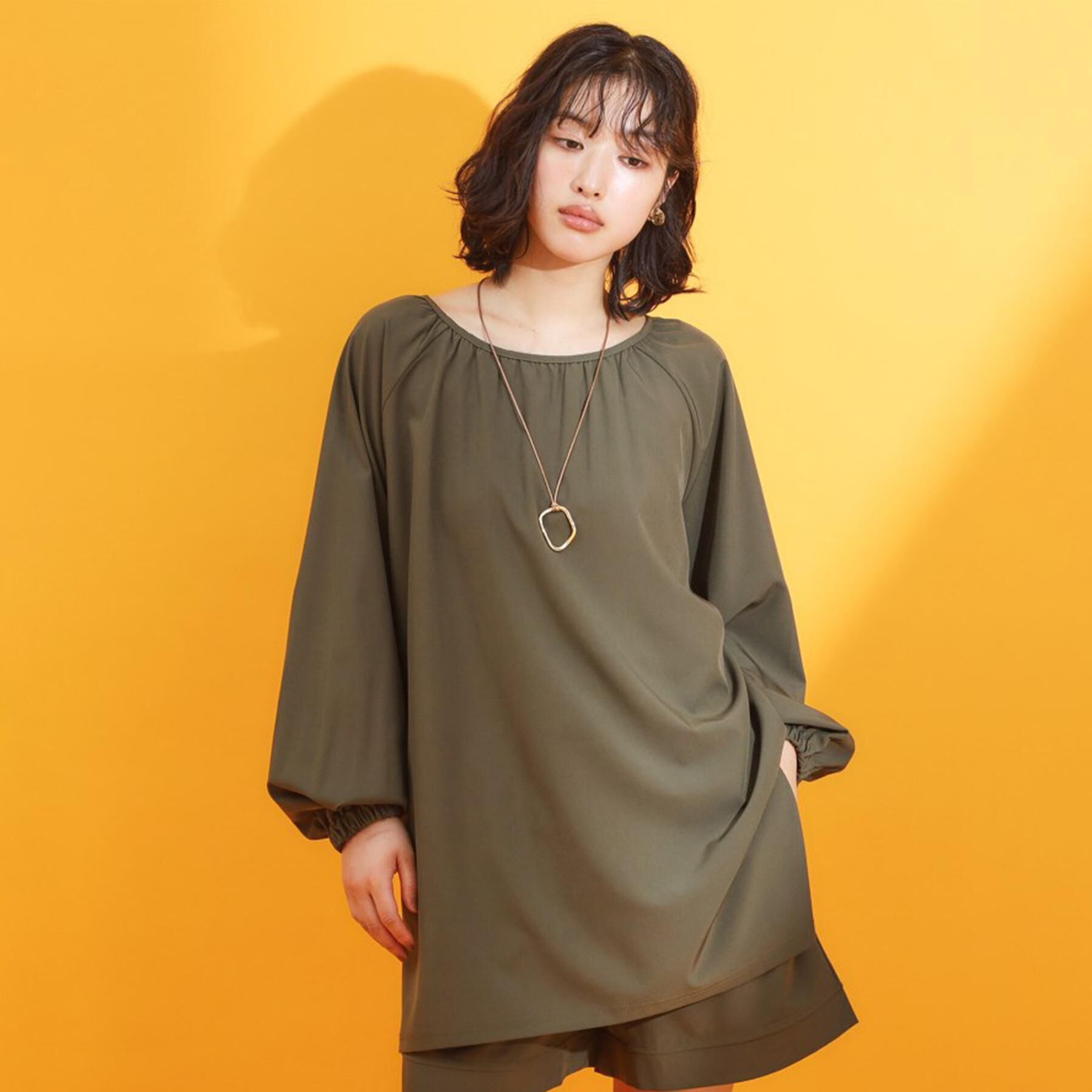 THE SHOP TK「【mizugiwa/ラッシュガード】ギャザーチュニック/前後2WAY/セットアップ可/接触冷感/UV」|シャツ・ブラウス|