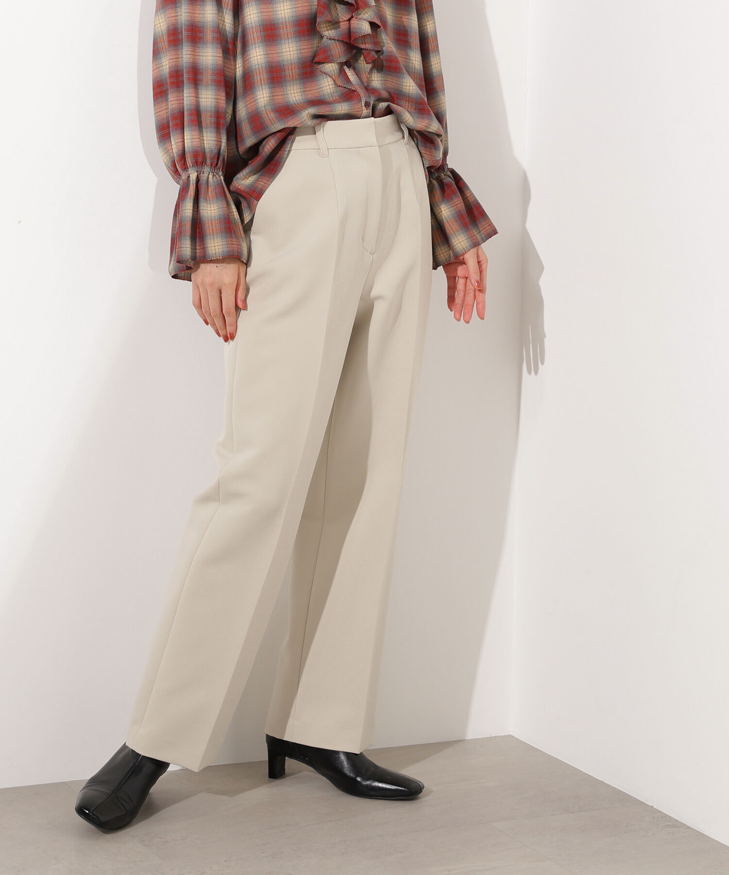  「ベーシックストレートパンツ」|その他|