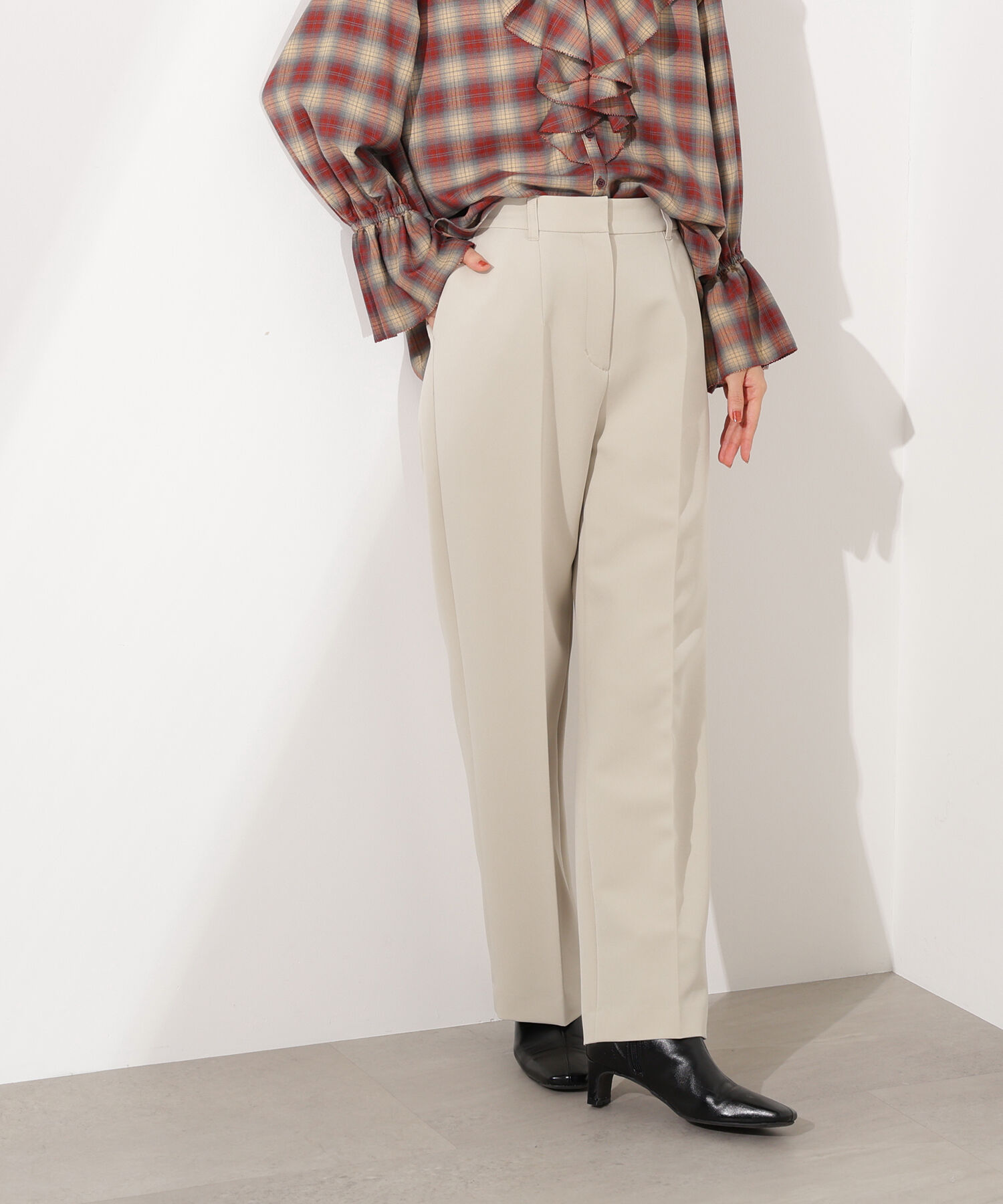  「ベーシックストレートパンツ」|その他|