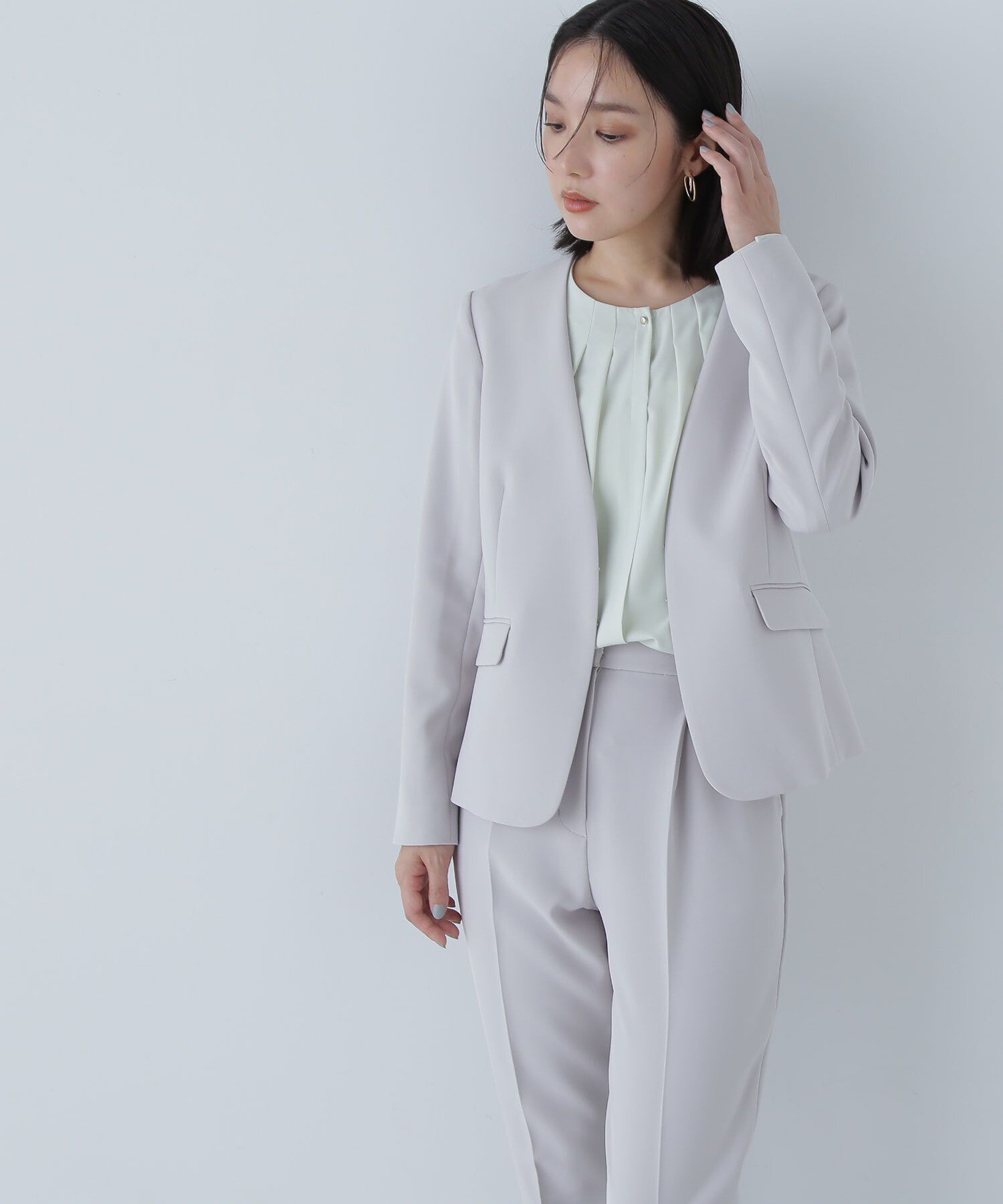  「フロントタックノーカラーブラウス」|シャツ・ブラウス|