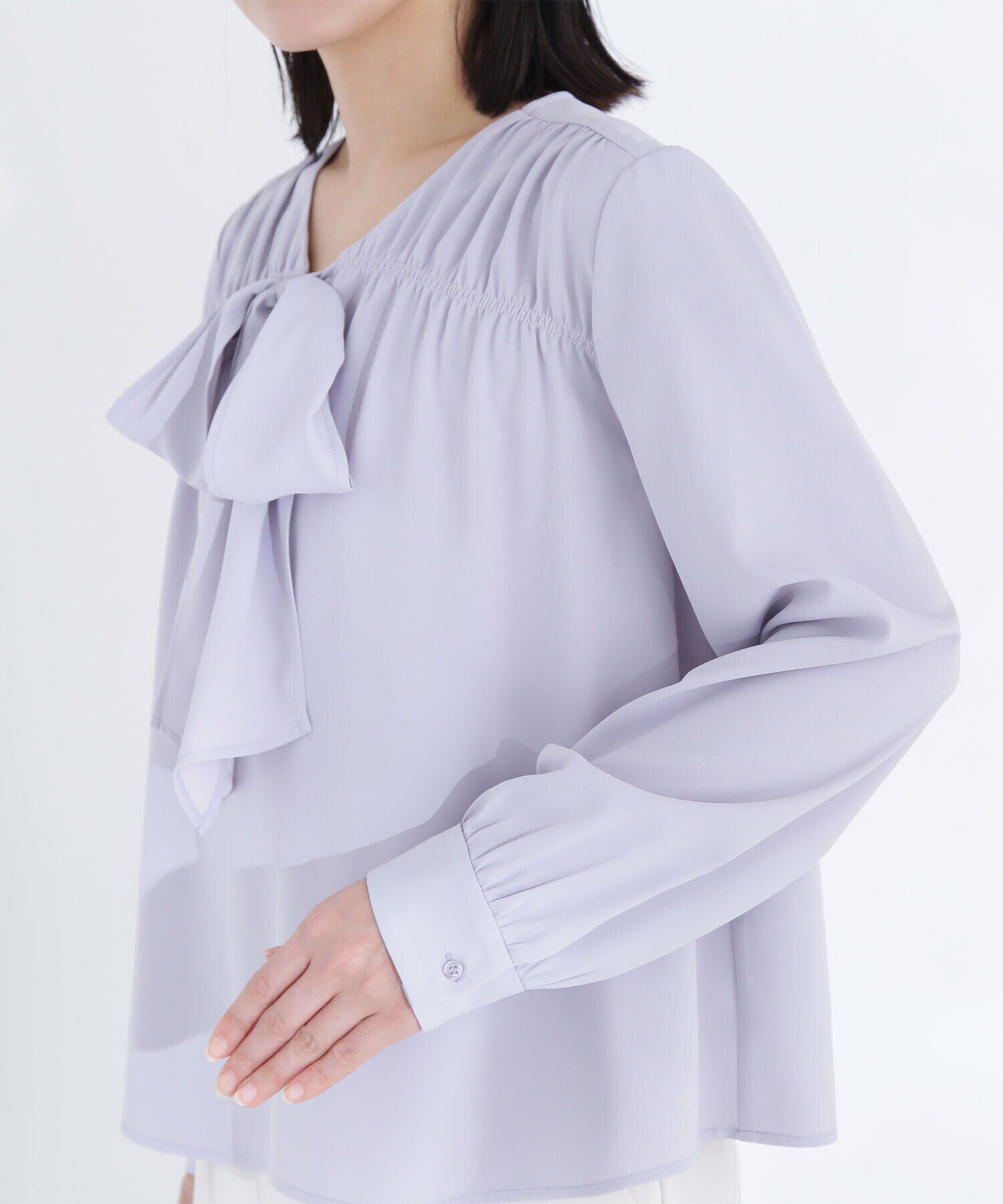  「Vネックリボンタイブラウス」|シャツ・ブラウス|