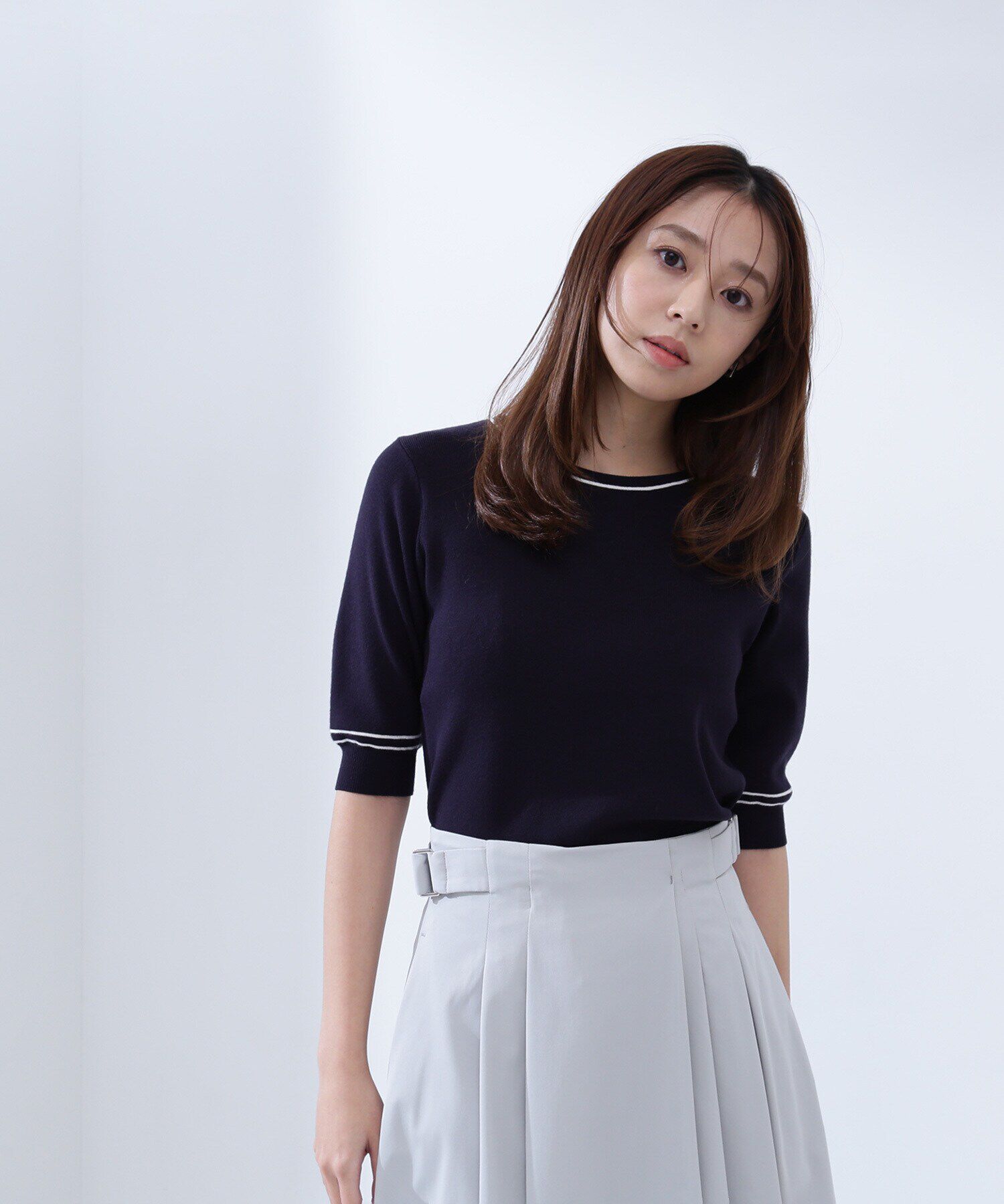  「総針ベーシックシリーズ クルーネックニット」|ニット・セーター|ネイビー&times;オ  2