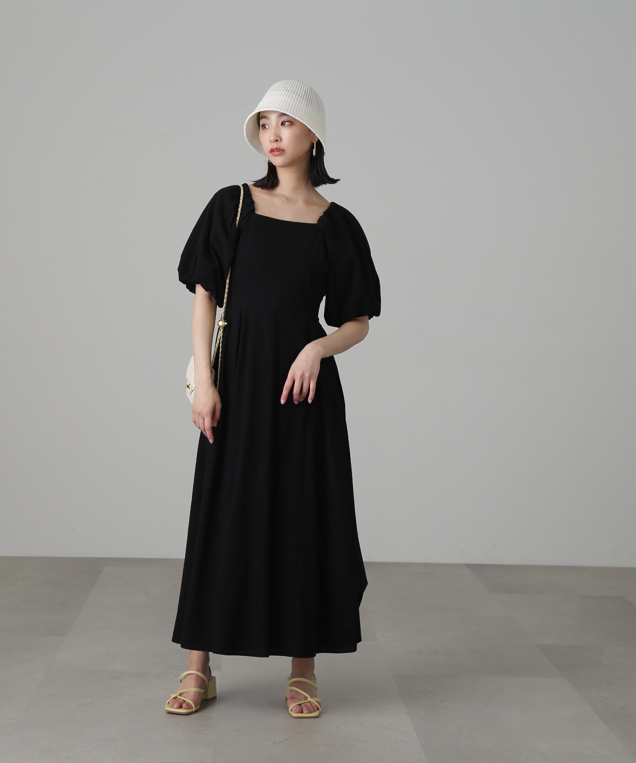  「バルーンスリーブバックギャザーワンピース」|ワンピース|