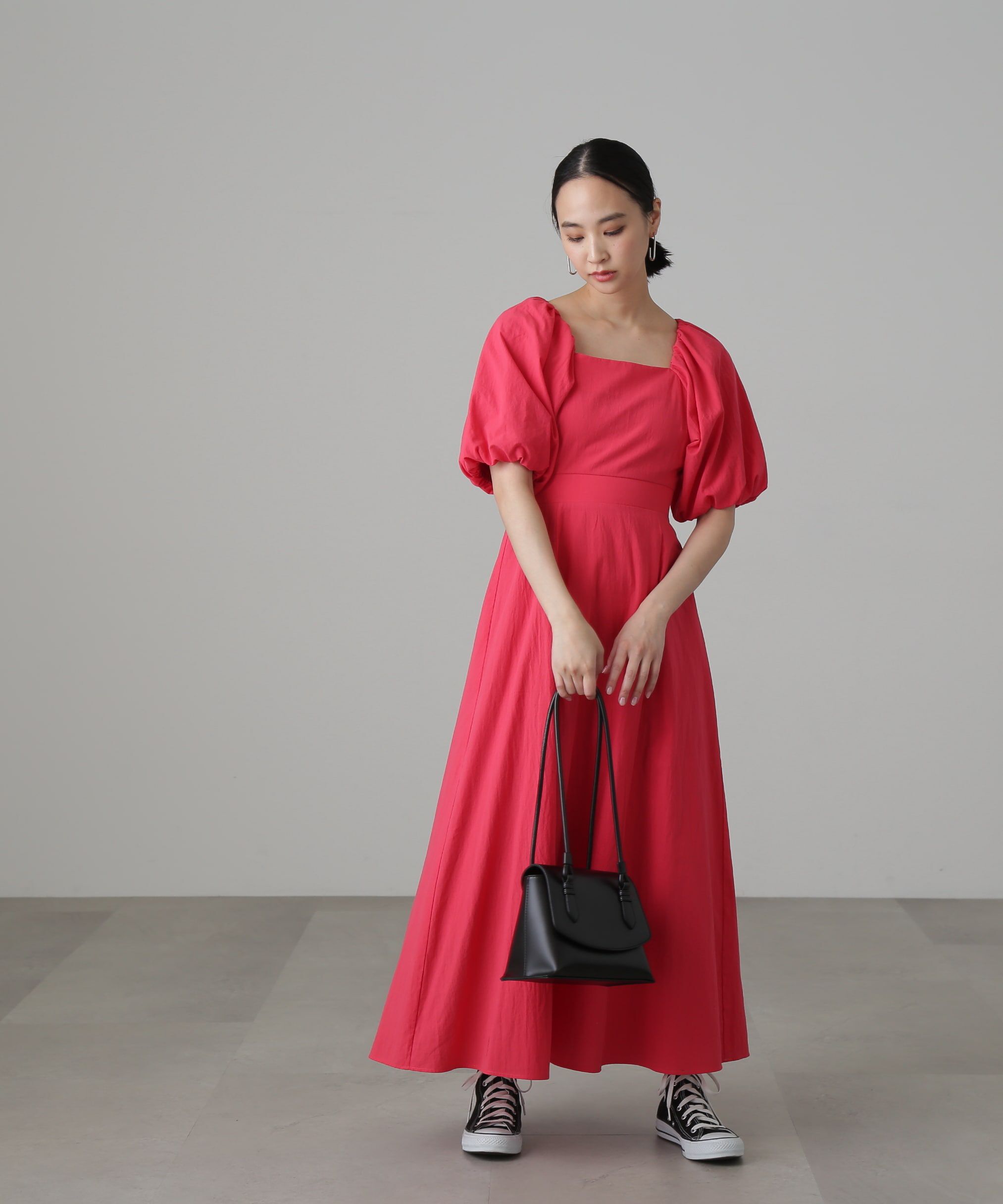  「バルーンスリーブバックギャザーワンピース」|ワンピース|