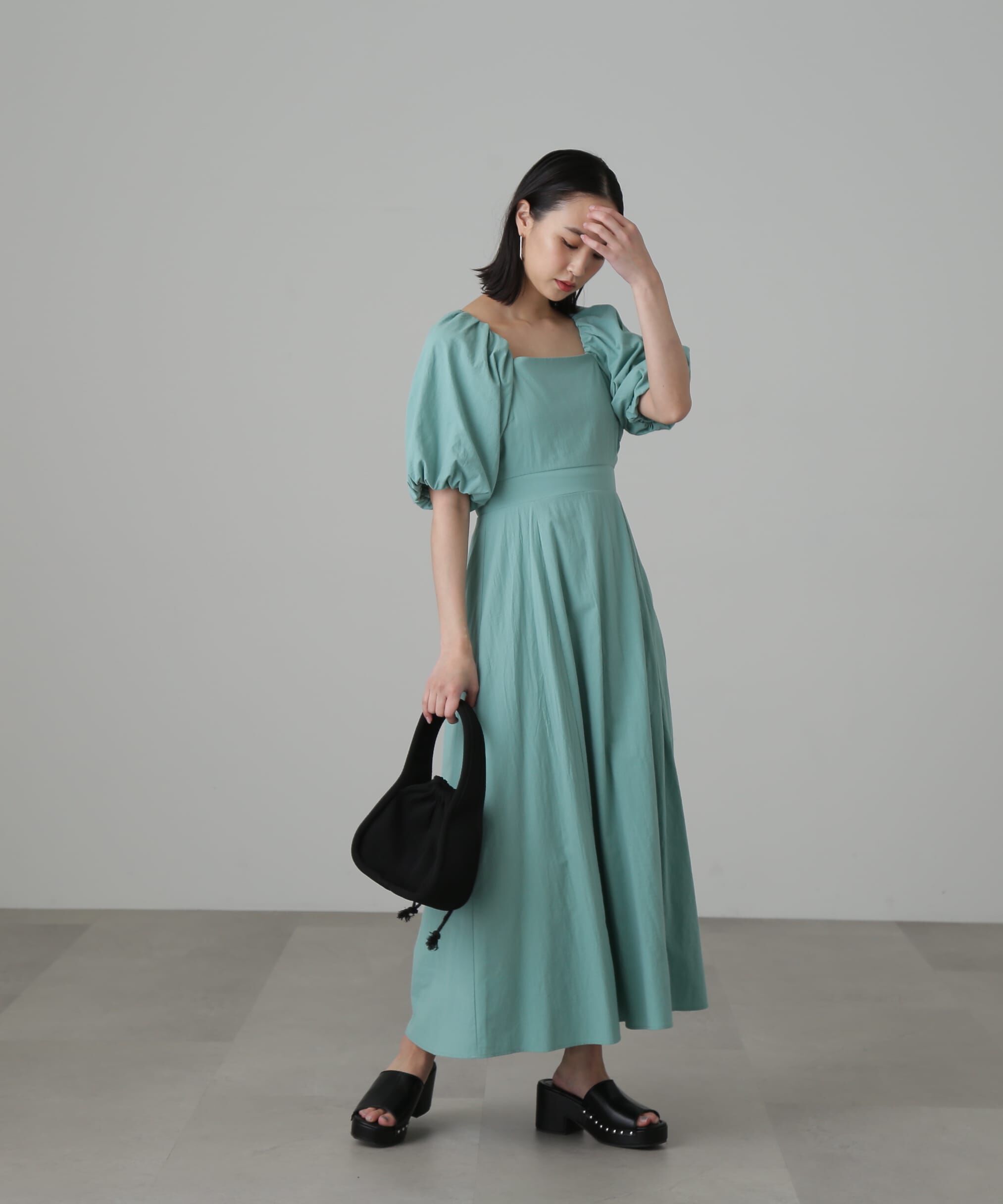  「バルーンスリーブバックギャザーワンピース」|ワンピース|