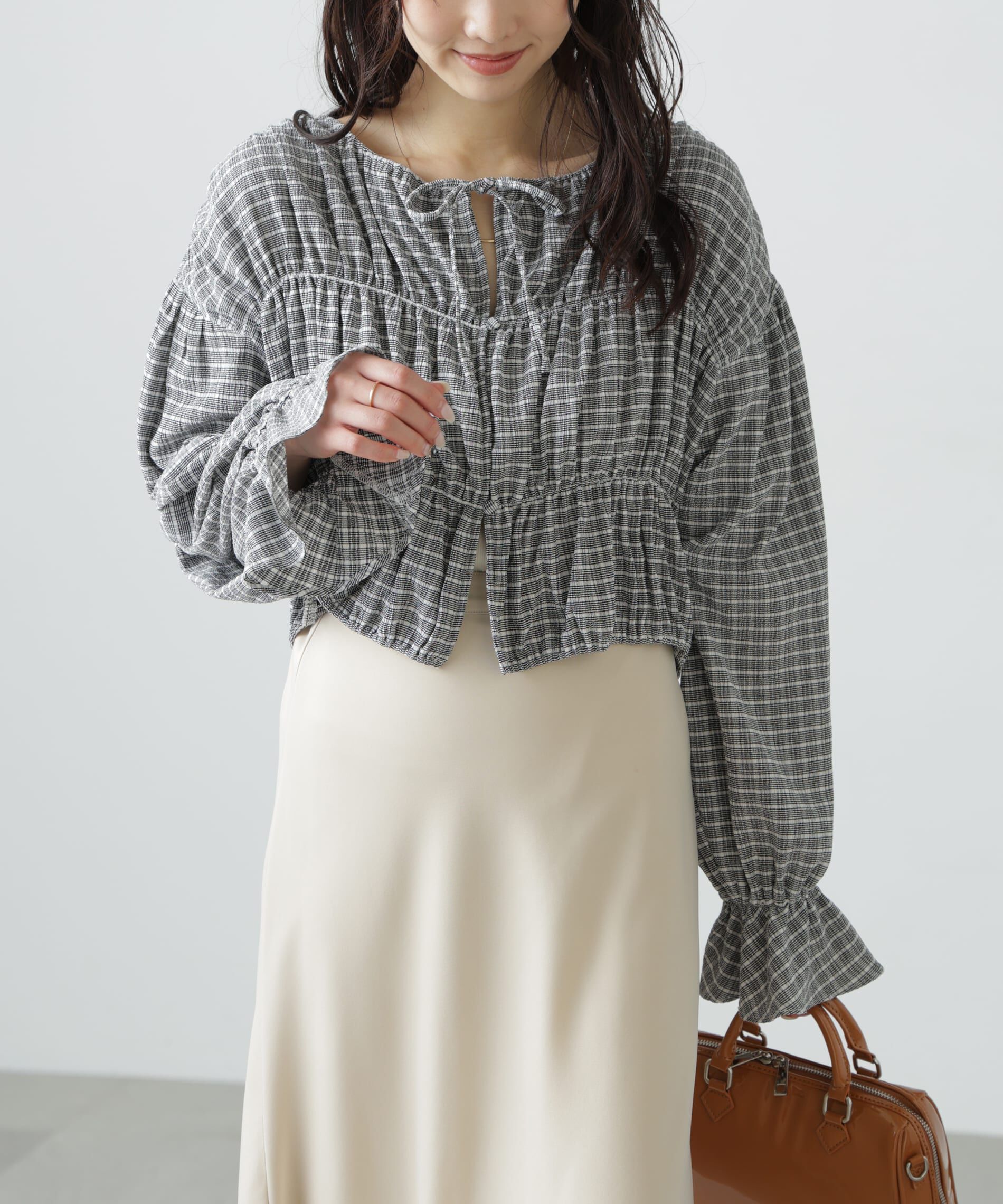  「シアーギャザー前開き短丈ブラウス」|シャツ・ブラウス|