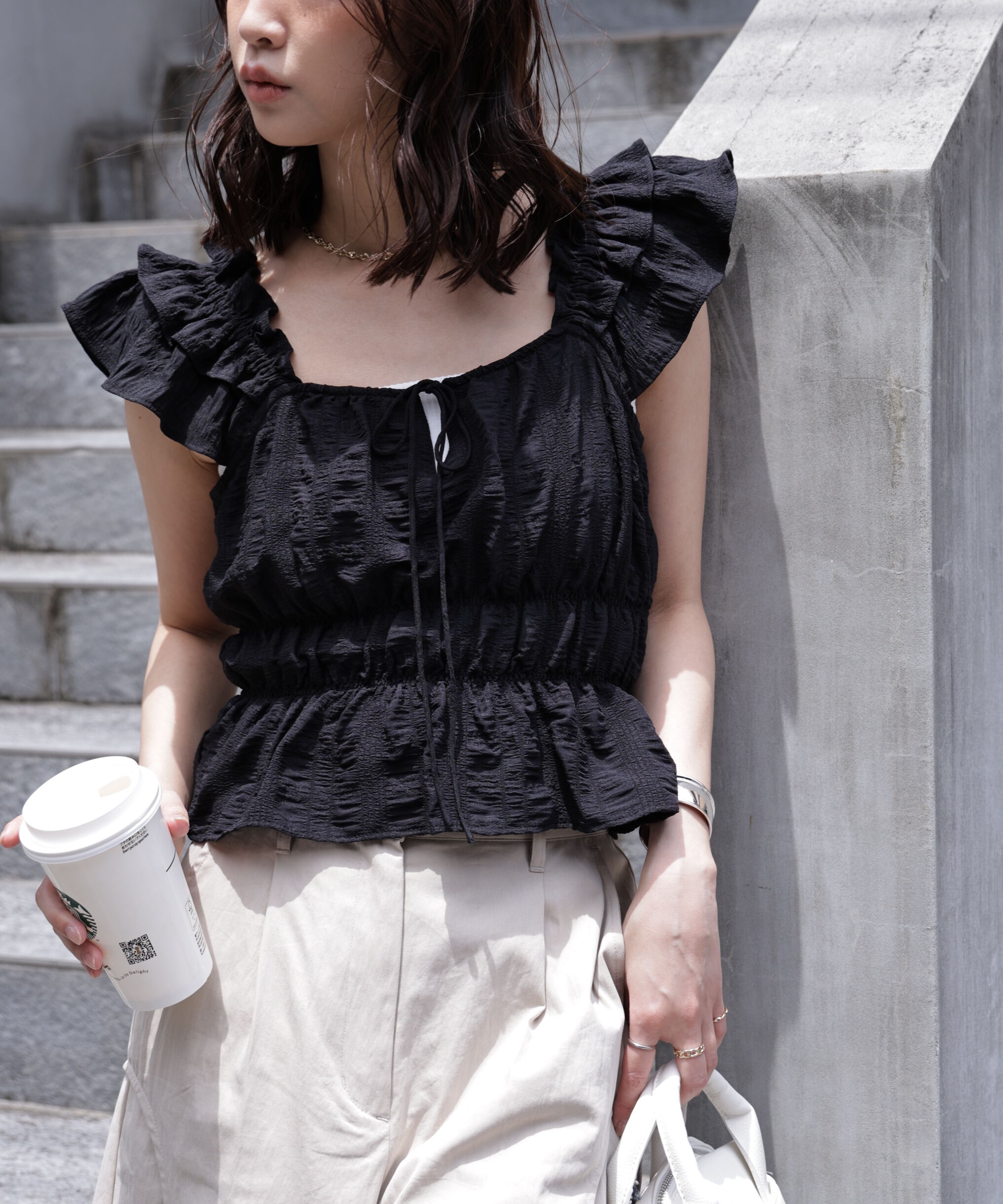  「前後2way肩フリルシャーリングペプラムブラウス」|シャツ・ブラウス|