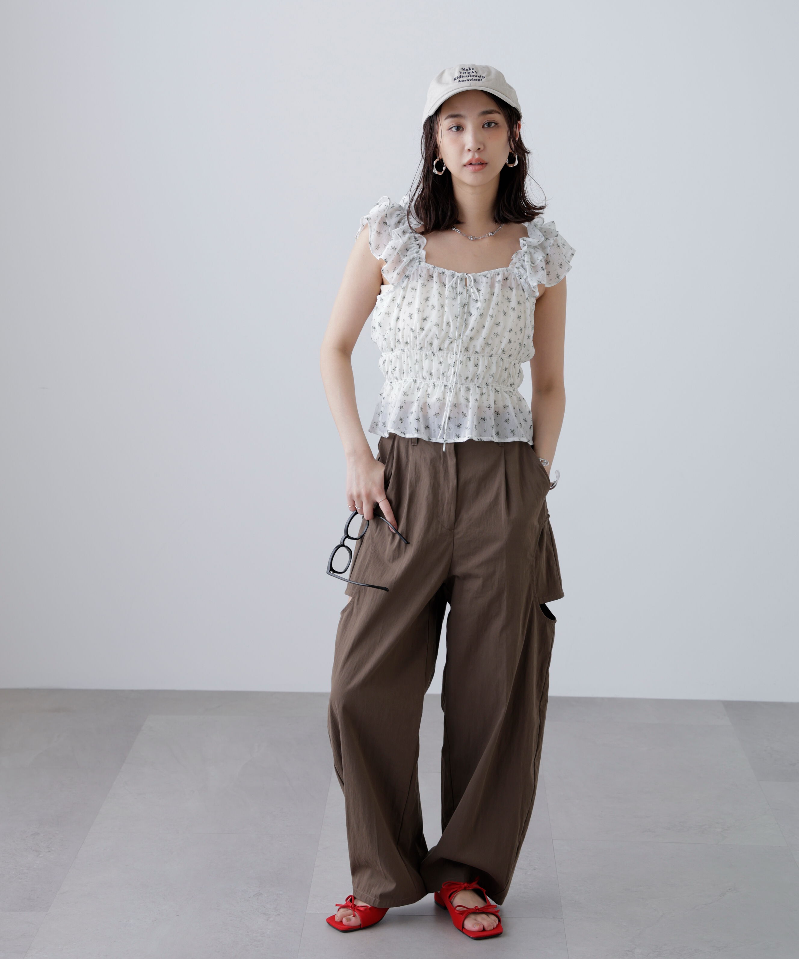  「前後2way肩フリルシャーリングペプラムブラウス」|シャツ・ブラウス|