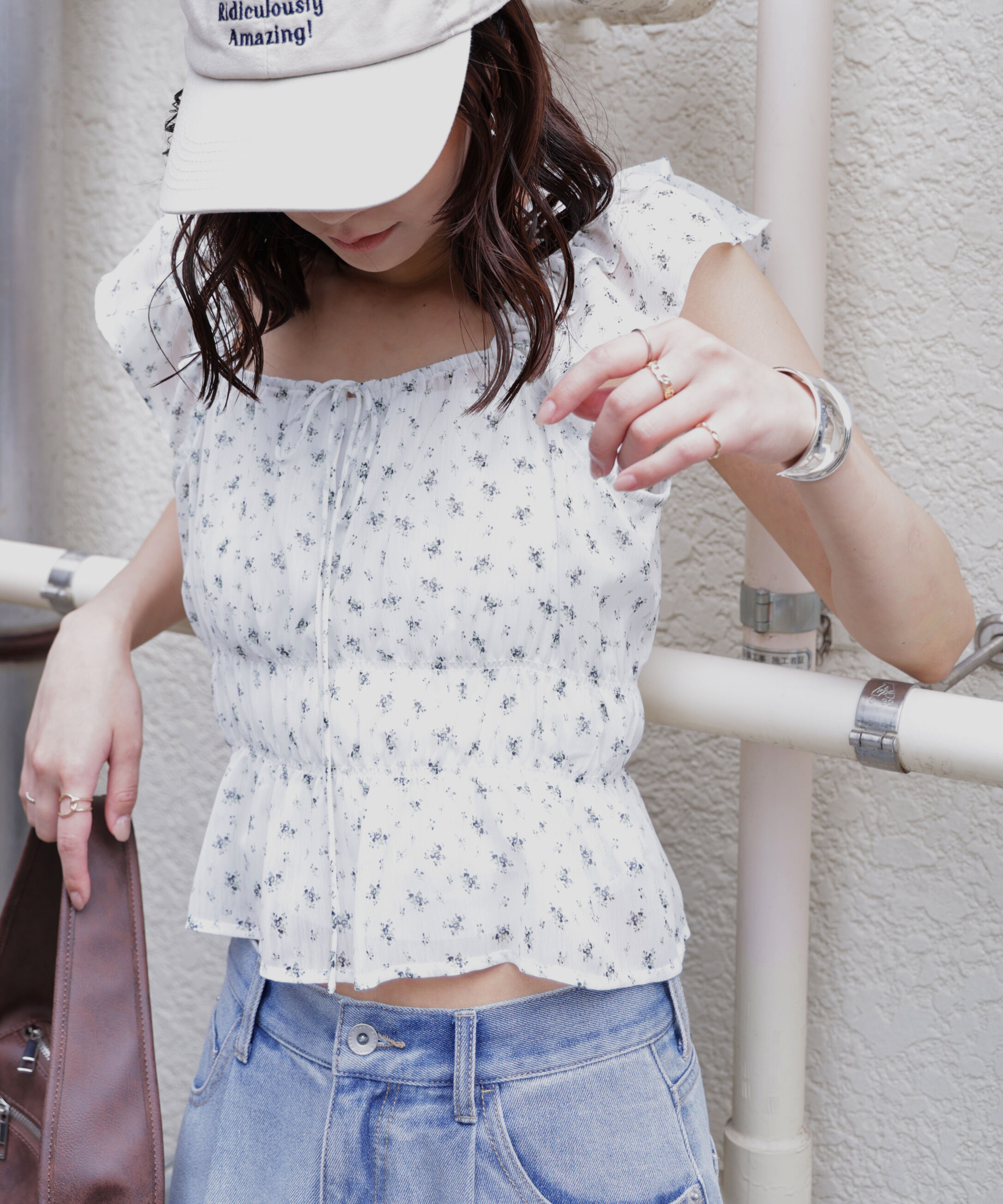  「前後2way肩フリルシャーリングペプラムブラウス」|シャツ・ブラウス|