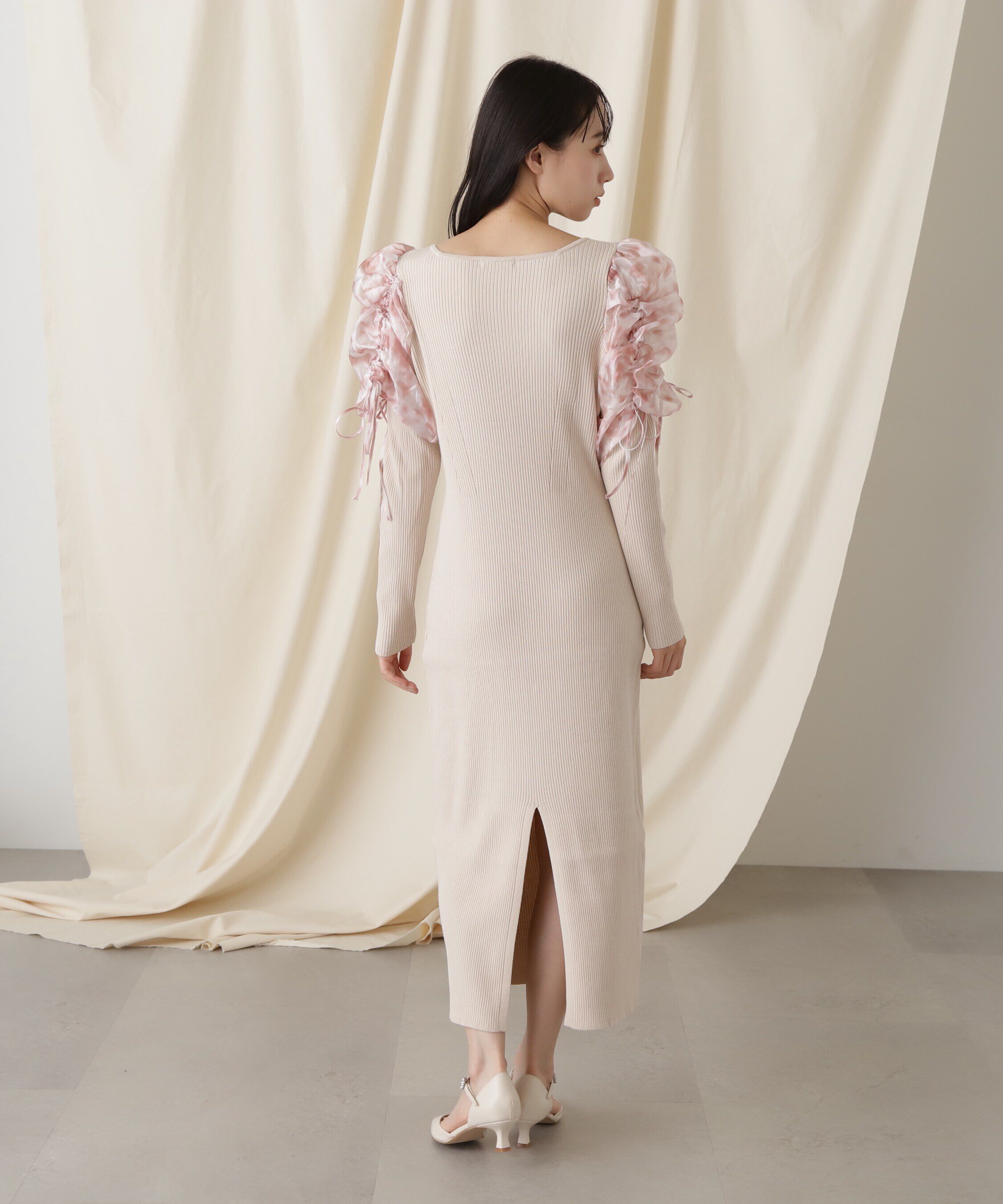  「シアーギャザースリーブニットワンピース」|ワンピース|