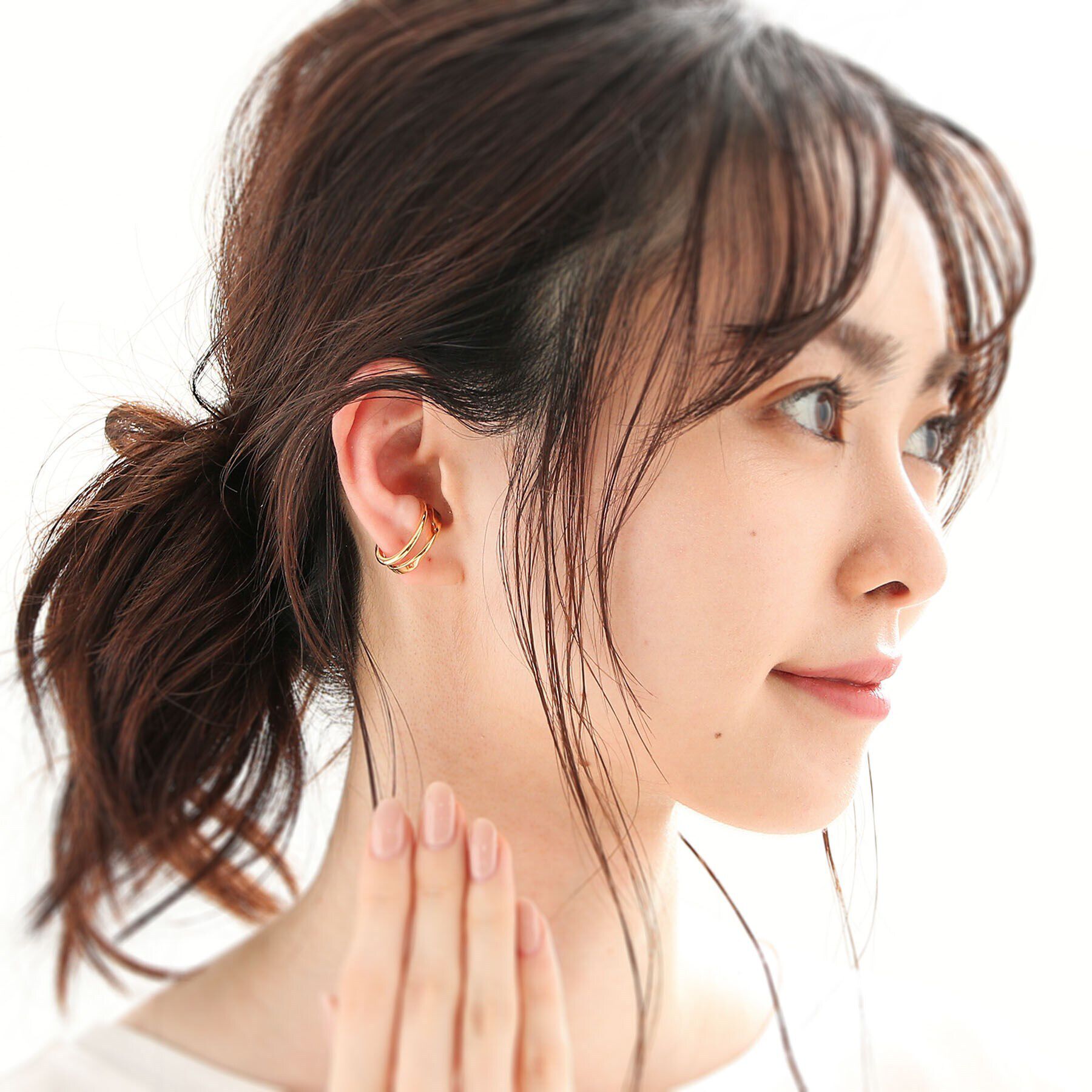 COCOSHNIK「シルバー ダブルフープひねり イヤーカフ」|イヤリング|