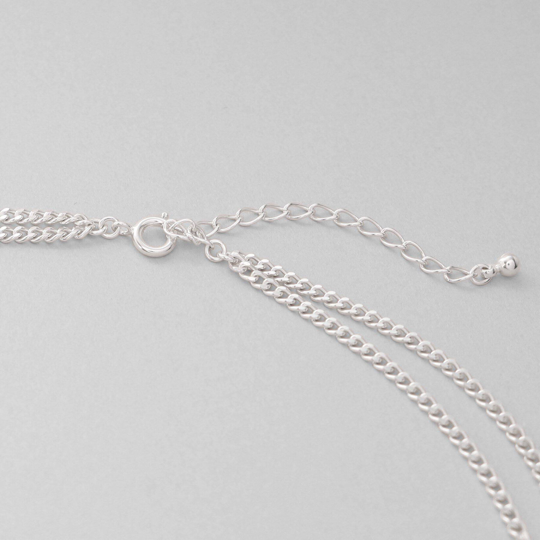 COCOSHNIK ONKITSCH「シルバー カーブチェーン ビブネックレス」|ネックレス|