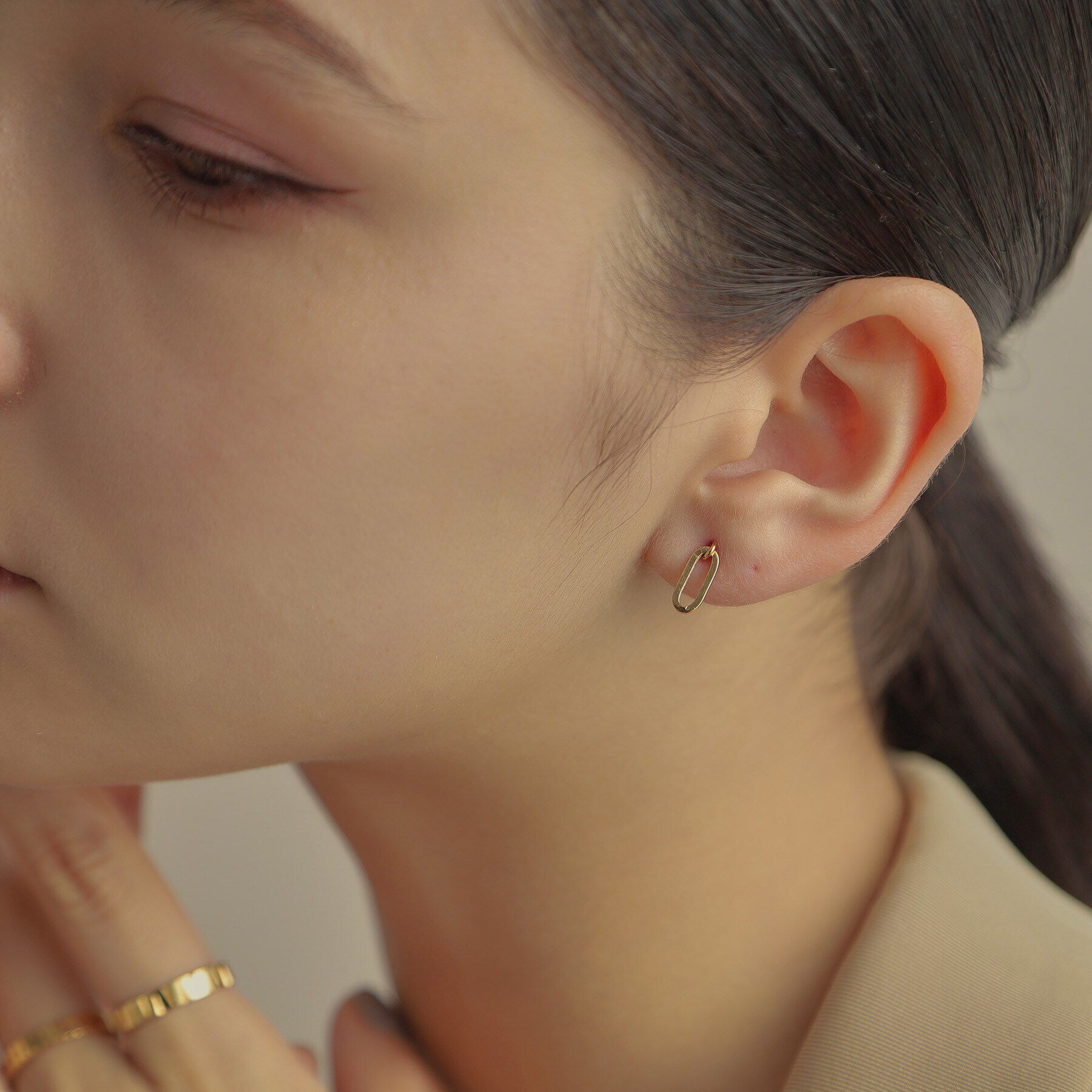 COCOSHNIK「K18中空プリムケーブルチェーン スタッドピアスLL」|ピアス|