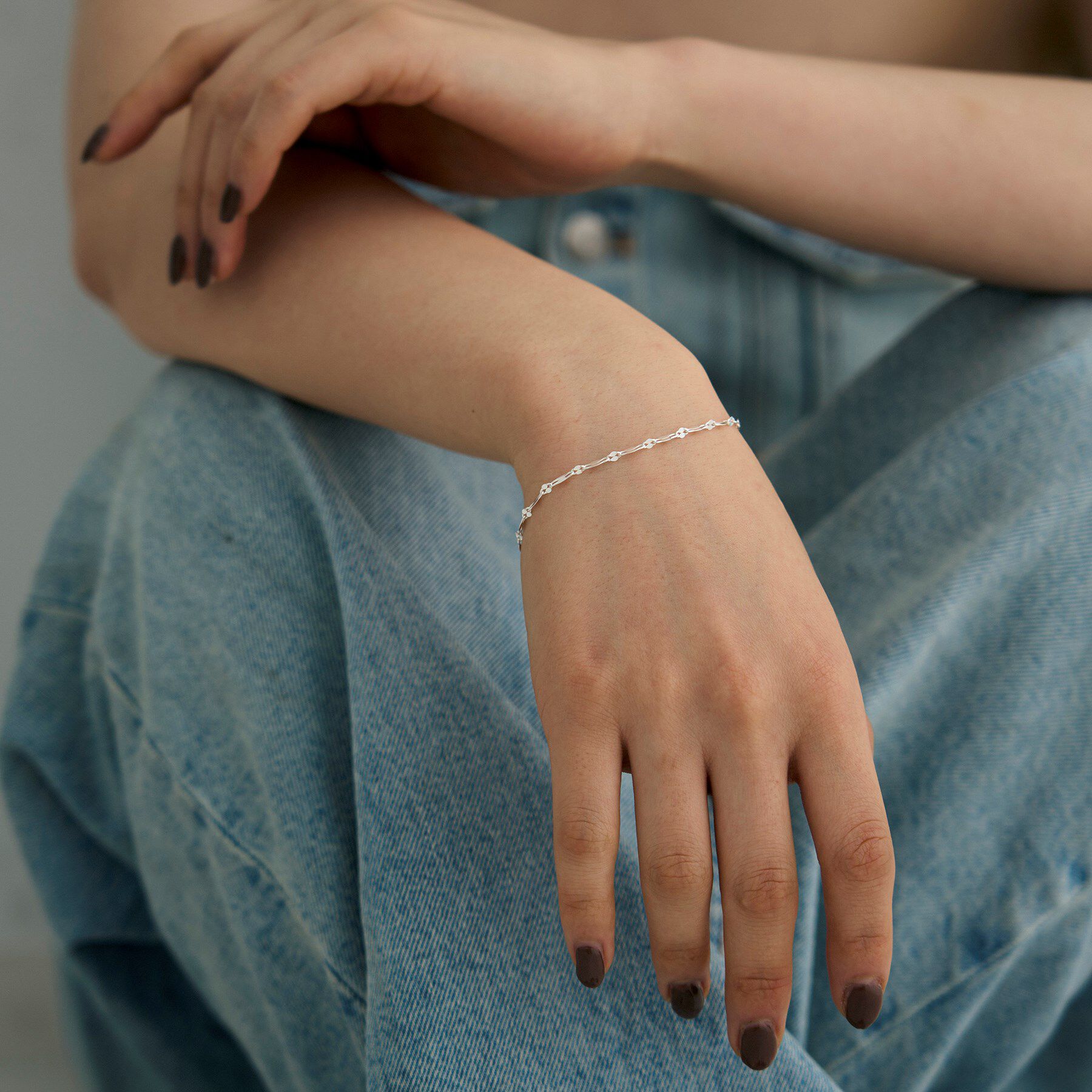 COCOSHNIK ONKITSCH「シルバー デザインチェーン デュアルペタルブレスレット」|ブレスレット・バングル|